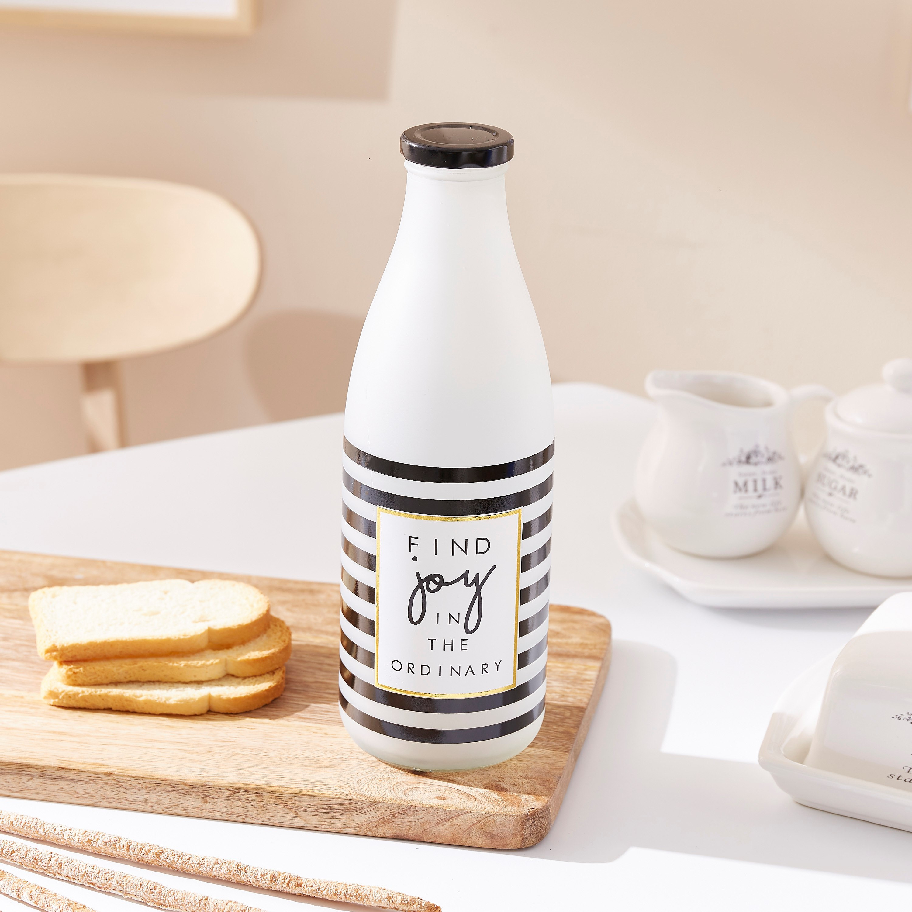 قارورة حليب معتّمة من بيليسيمو- 1 لتر-hbxhomeware-hbxkitchen-image-1