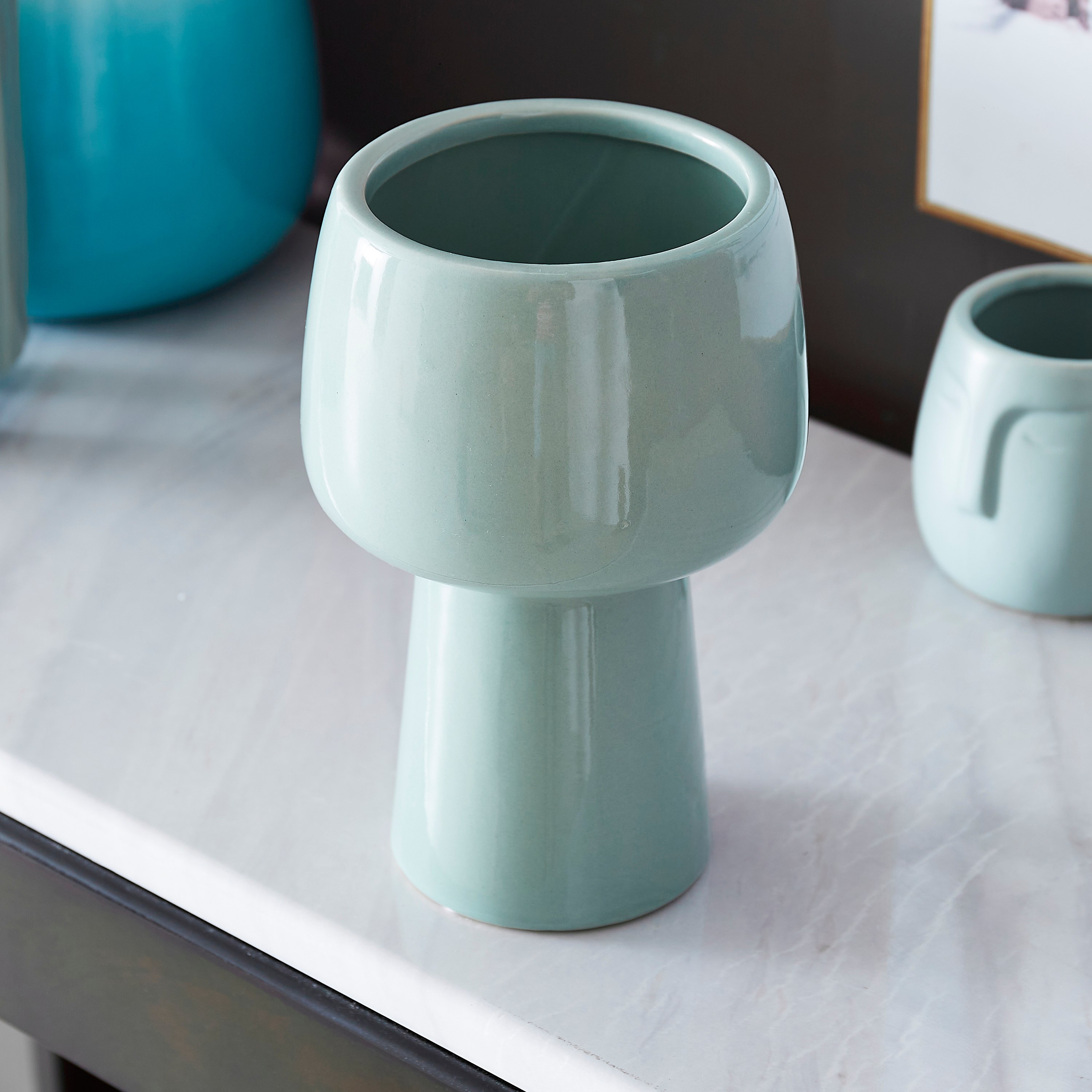 Sansa Ceramic Glass Vase with Stand - 15x15x23 cm-hbxbedroom-decorandaccessories-vases-image-1