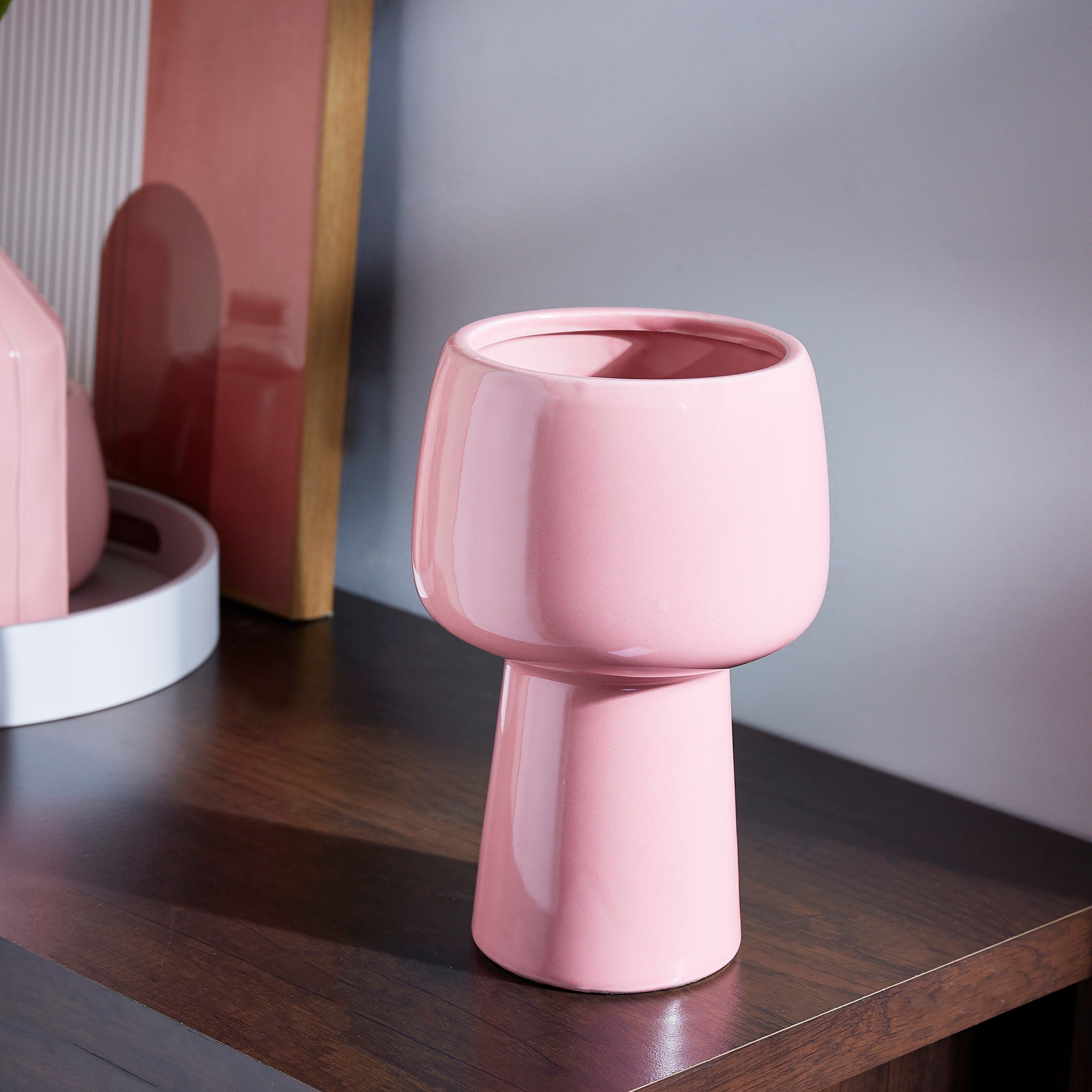 مزهرية سيراميك زجاجية مع حامل من سانسا - 15x15x23 سم-hbxbedroom-decorandaccessories-vases-image-1