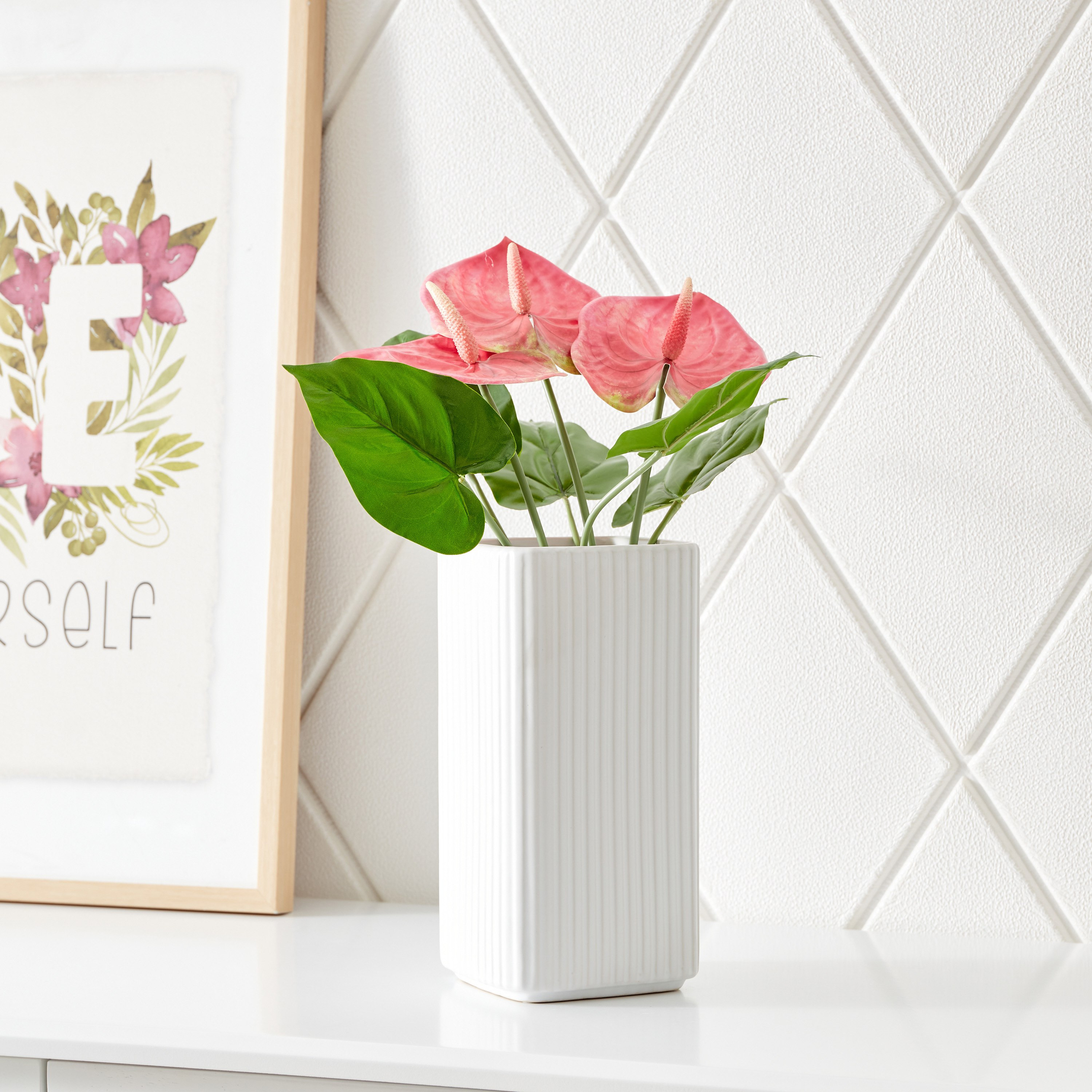 مزهرية سيراميك مكعبة مضلعة من سانسا -12.5x12.5x25 سم-hbxbedroom-decorandaccessories-vases-image-1
