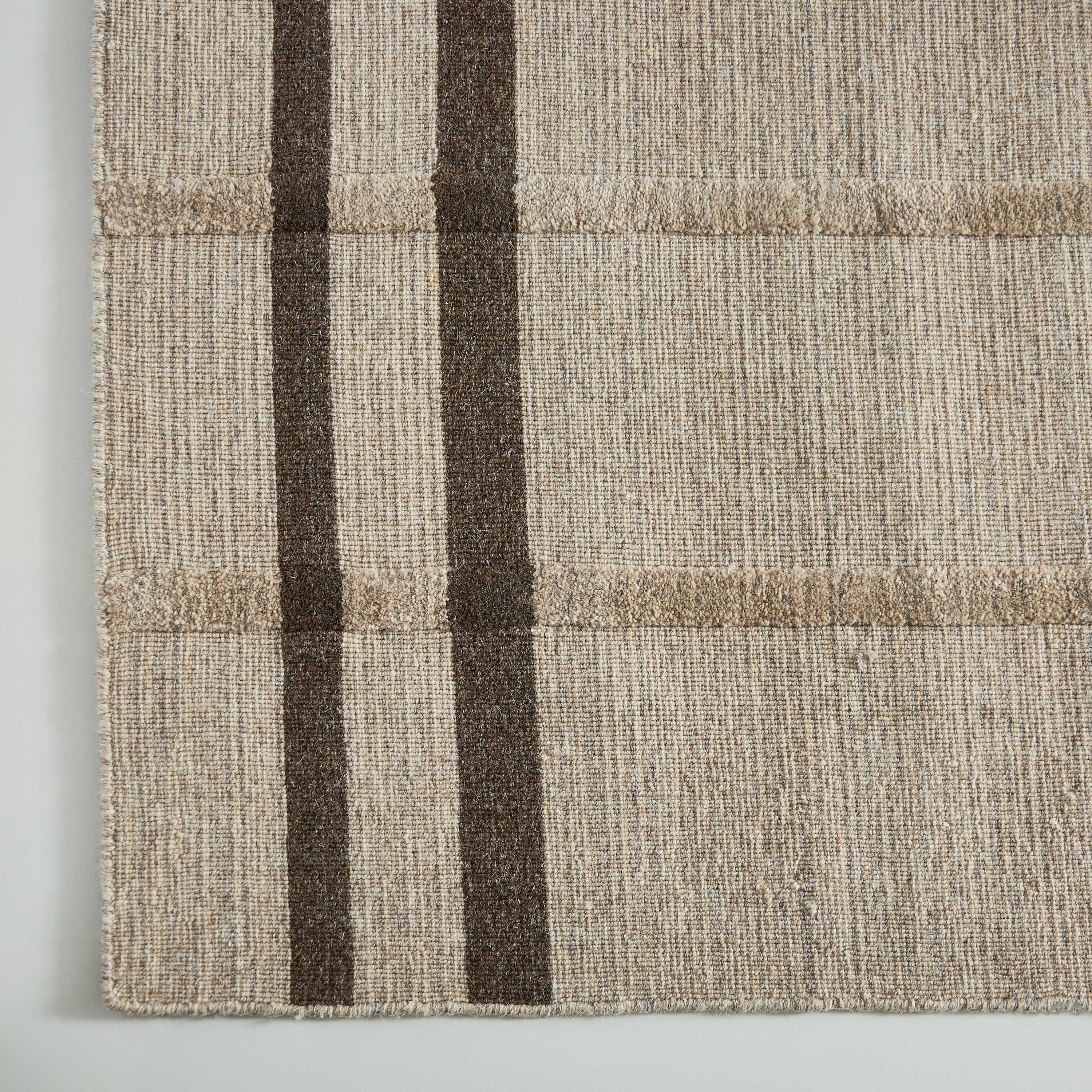 سجادة دوري صوف مصنوعة يدويًا من ليام - 133x195 سم-hbxdecorandfurnishings-floorcoverings-rugs-image-2