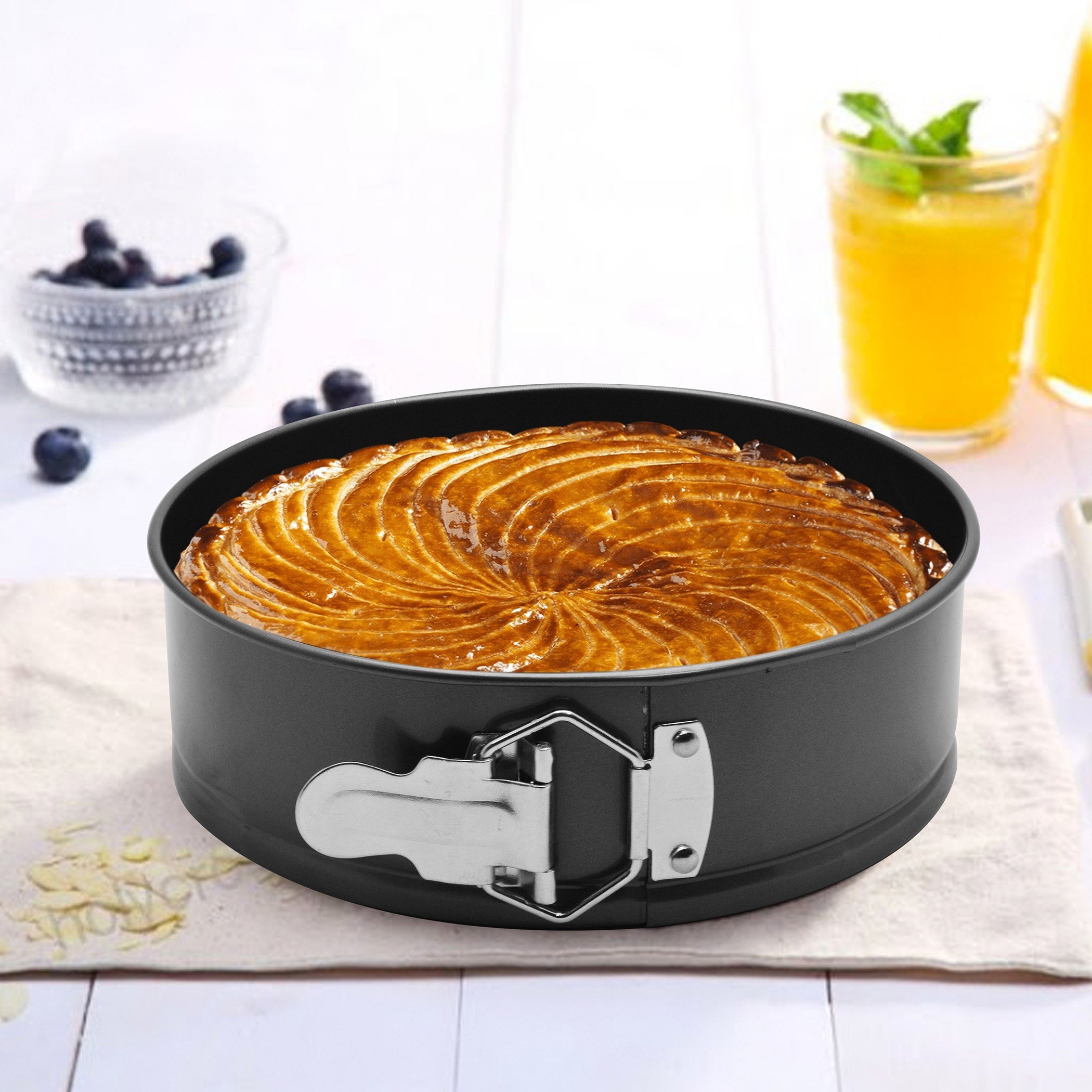 Fiona Round Clip Bake Pan - 24x24x6 cm-hbxkitchen-bakeware-image-1