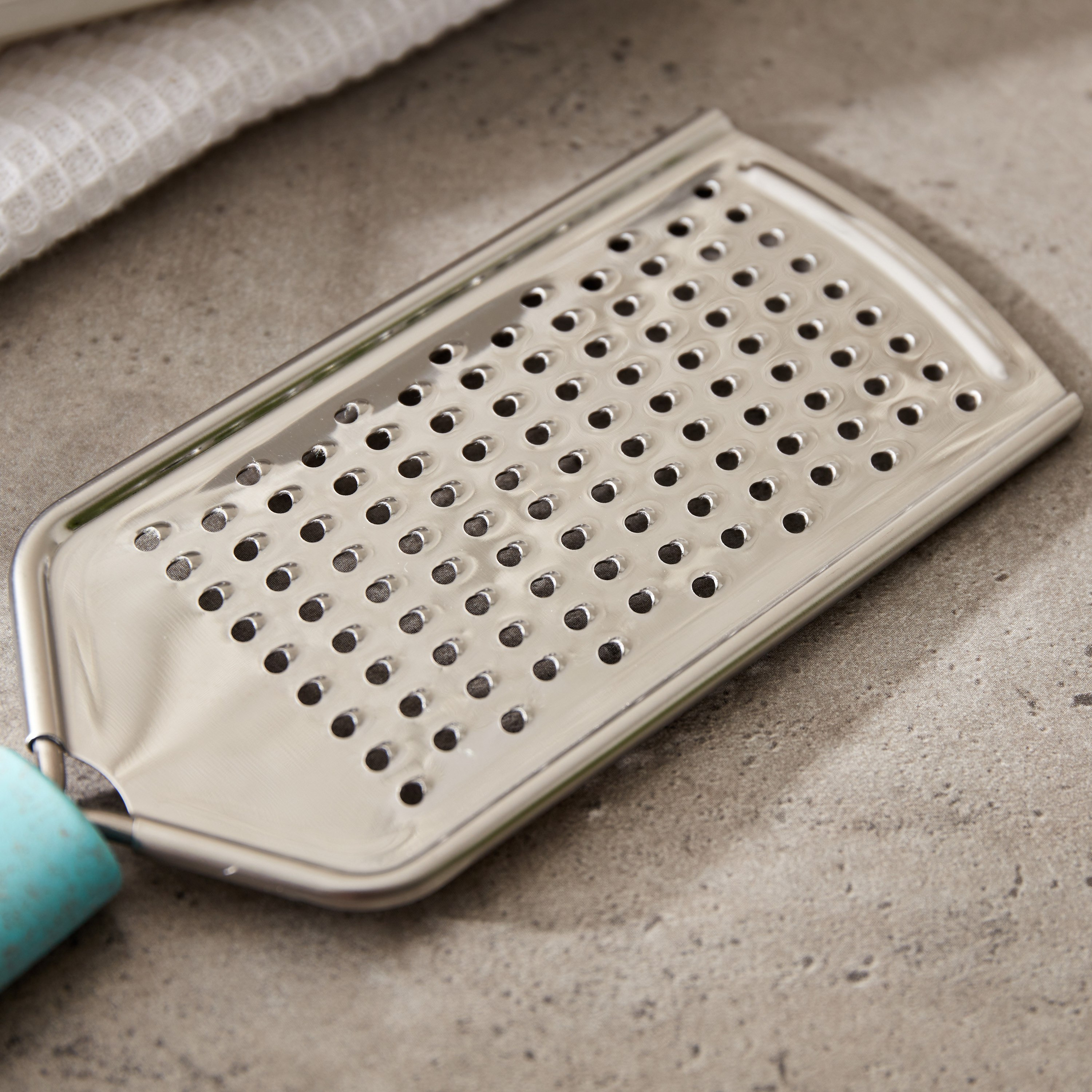 مبشرة جبن من إيزي شيف - 23.5x5.6 سم-hbxhomeware-hbxkitchen-image-2