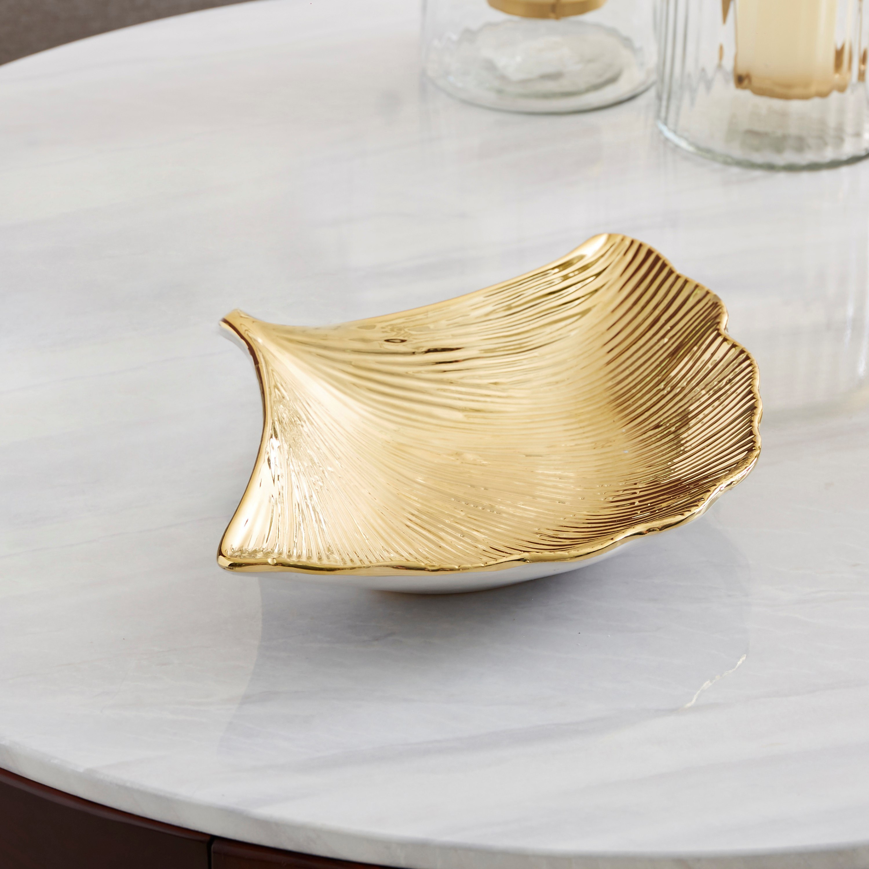صحن سيراميك أوراق شجر من كاسا - 30x23x4.5 سم-hbxhomeware-hbxdecorandfurnishings-image-1