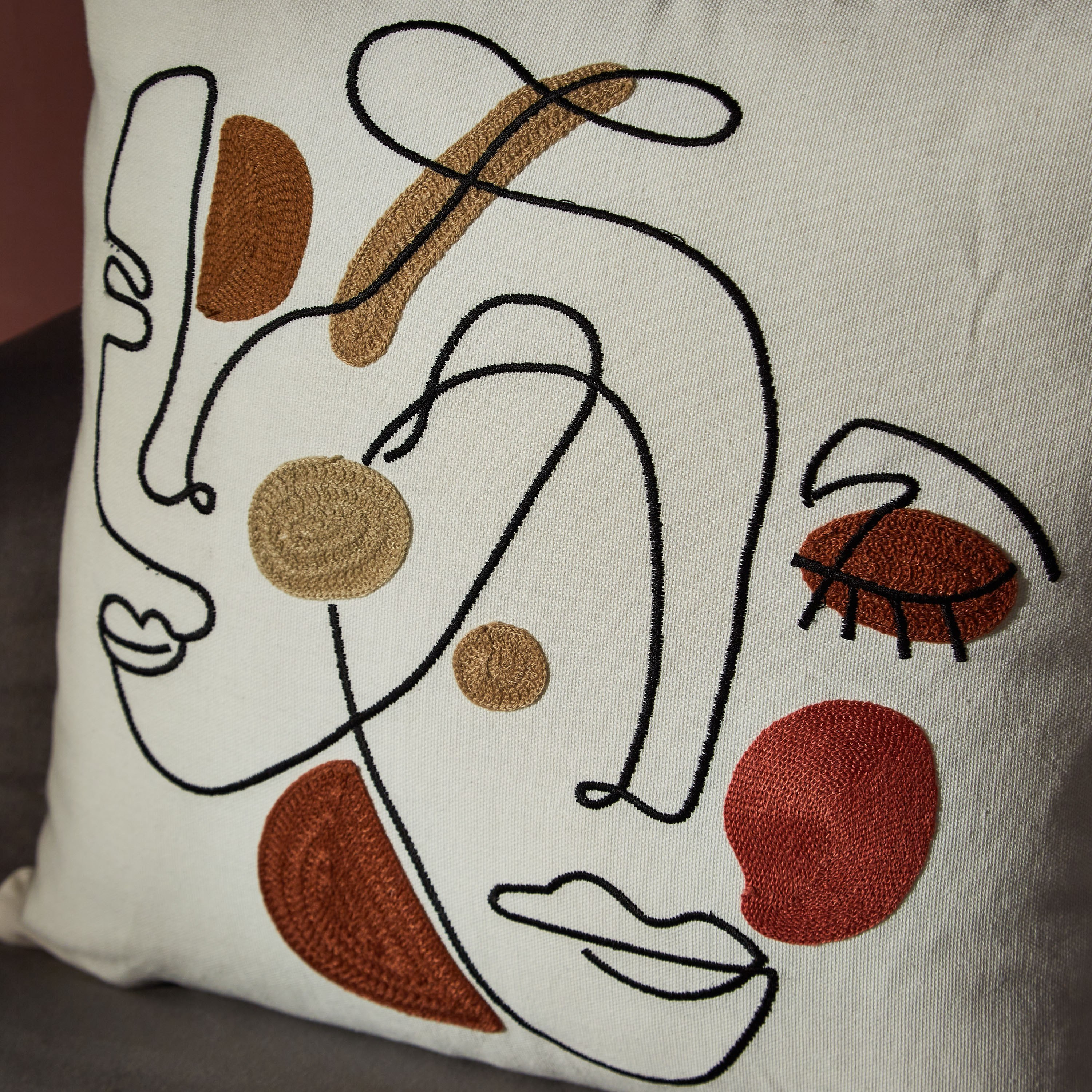 Faces Embroidered Filled Cushion - 40x40 cm-hbxlivingroom-furnishings-cushionsandcovers-filledcushions-image-2