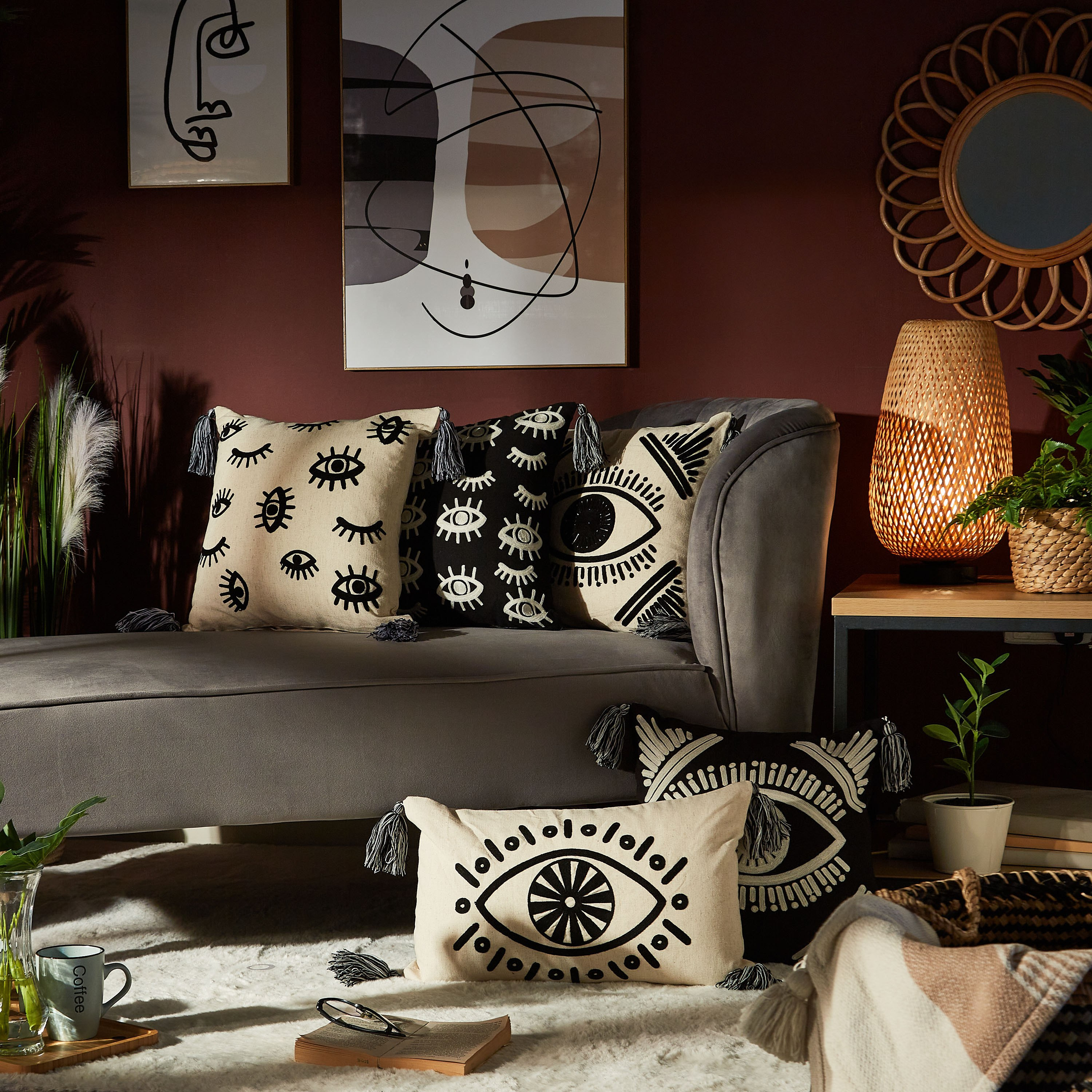 وسادة محشوة مطرزة - 40x40 سم-hbxlivingroom-furnishings-cushionsandcovers-filledcushions-image-4
