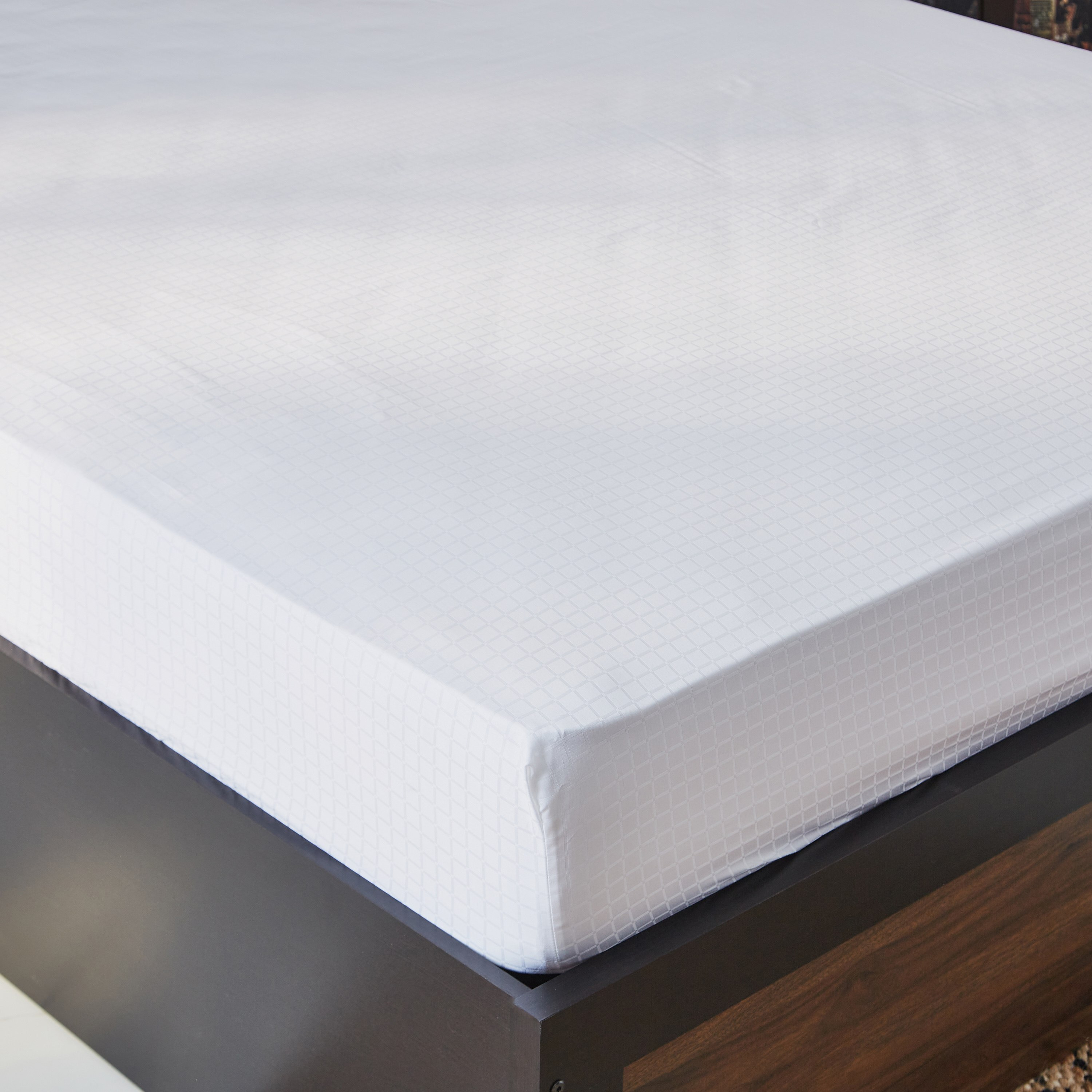 Cambridge Evo Care Queen Fitted Sheet - 150x200+30 cm-hbxhomeware-hbxbedroom-image-2