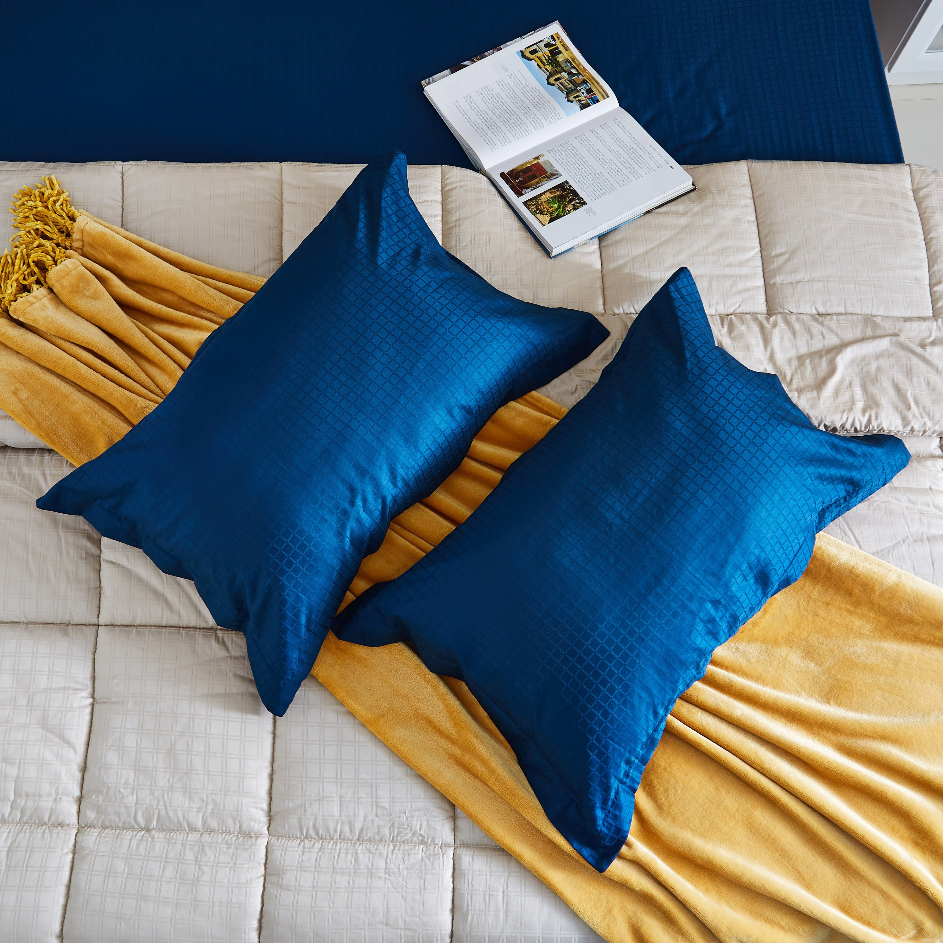 Cambridge 2-Piece Aloe Vera and Jojoba Oil Treated Pillowcase Set - 50x75+5 cm-hbxhomeware-hbxbedroom-image-2