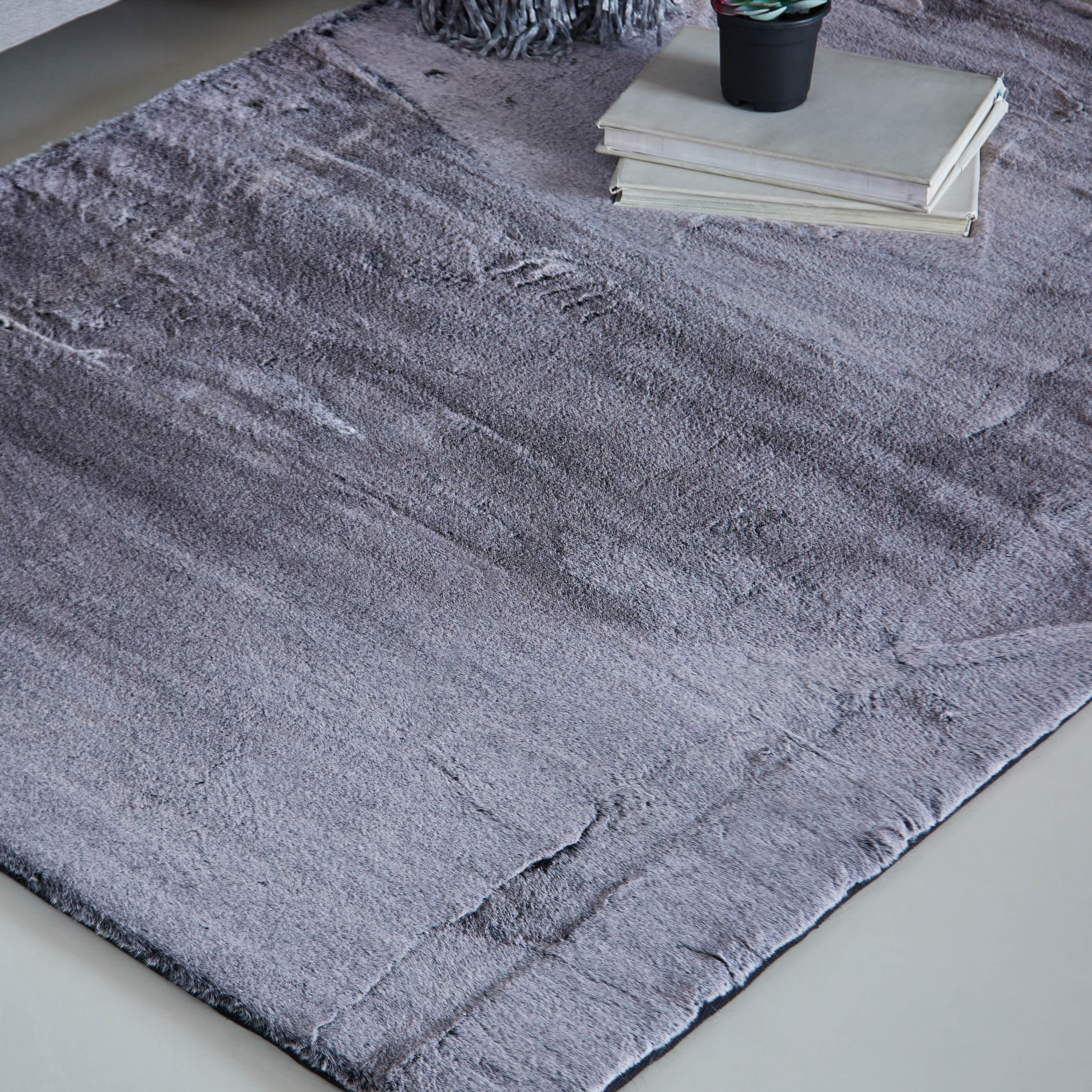 سجادة من جلد الغنم الاصطناعي - 120x170 سم-hbxdecorandfurnishings-floorcoverings-rugs-image-2