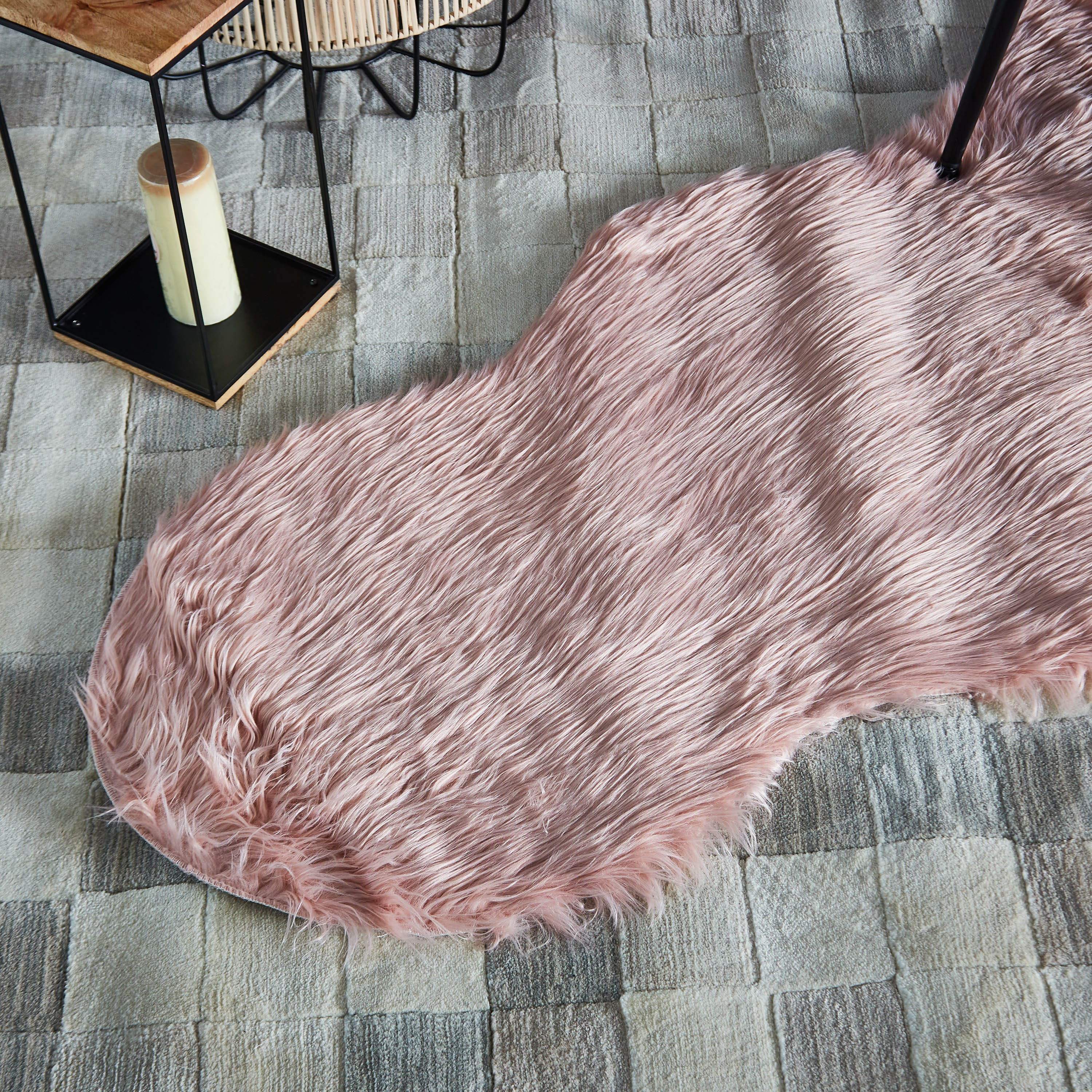 سجادة من جلد الغنم الاصطناعي - 75x125 سم-hbxdecorandfurnishings-floorcoverings-rugs-image-2