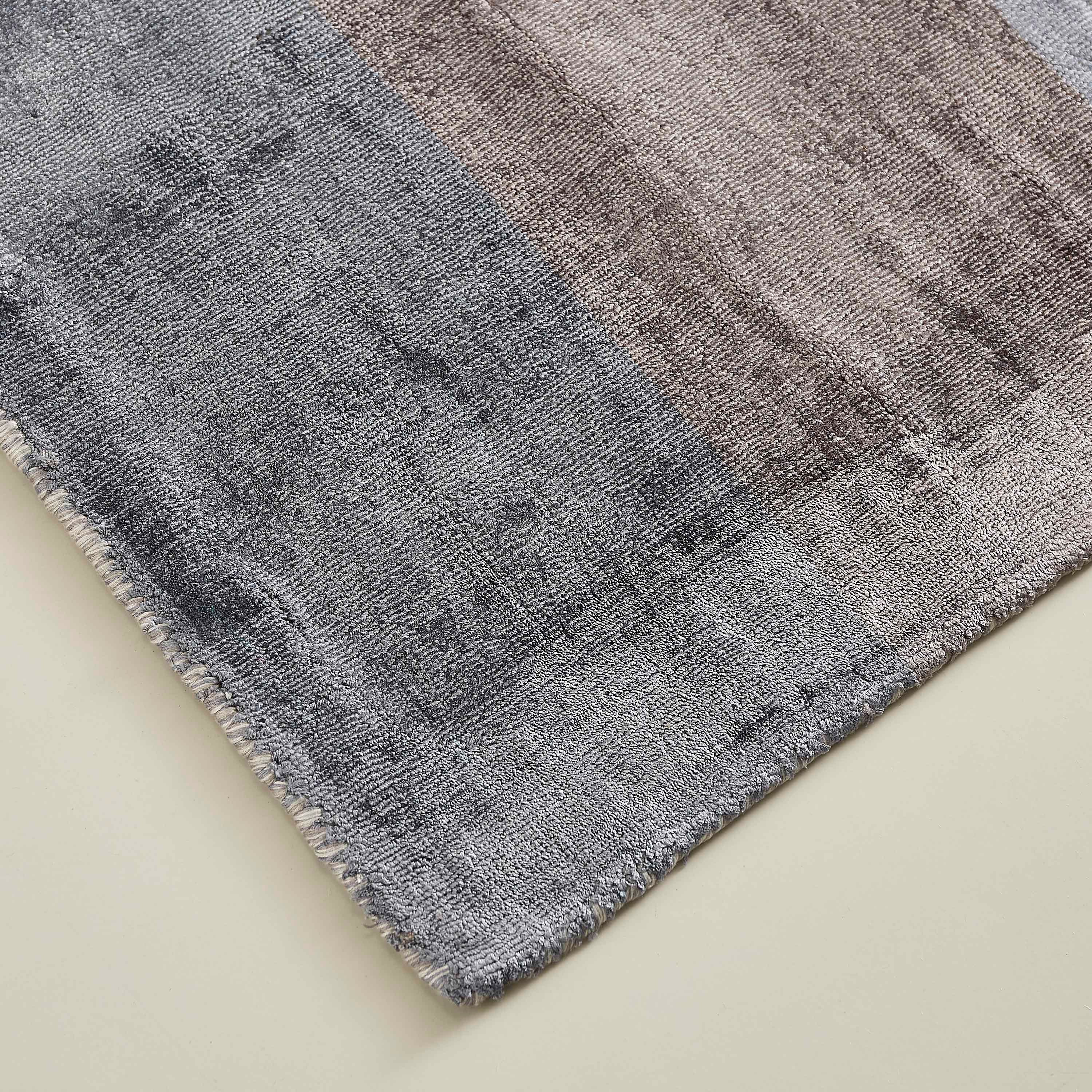 سجادة فيسكوز مصنوعة يدويًا من دازل - 80x230 سم-hbxdecorandfurnishings-floorcoverings-rugs-image-2