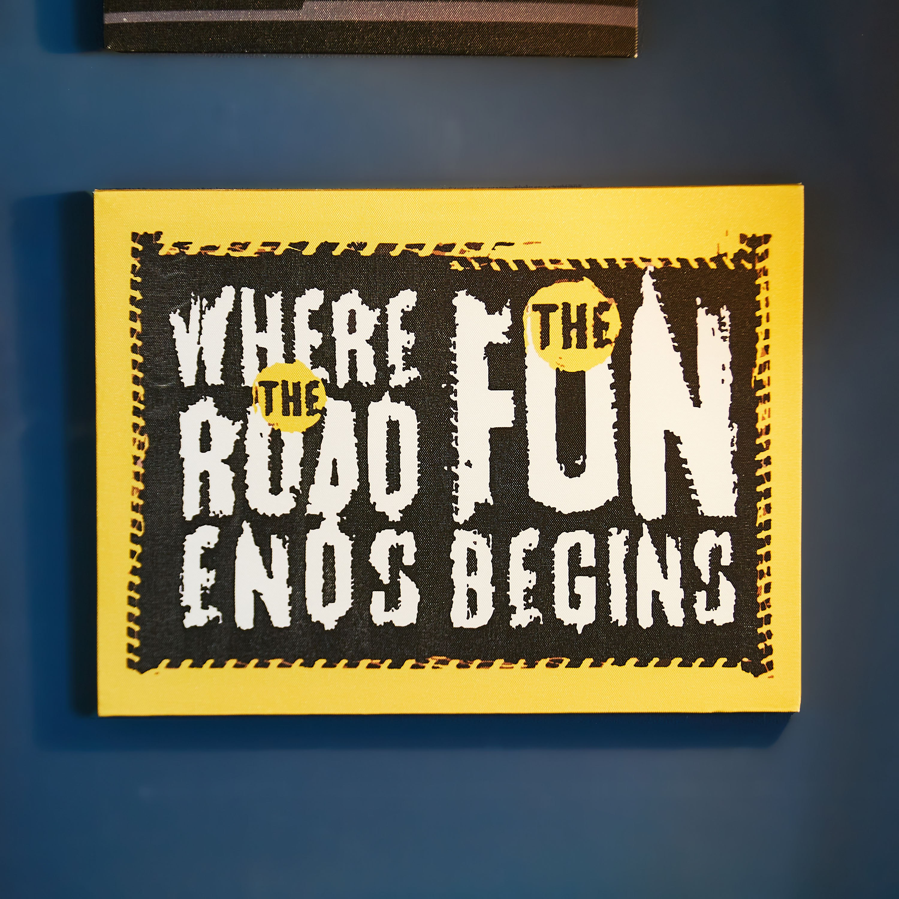 لوحة كانفاس بطبعات من آرتيستري - 30x40x1 سم-hbxhomeware-hbxkidsandyouth-image-1