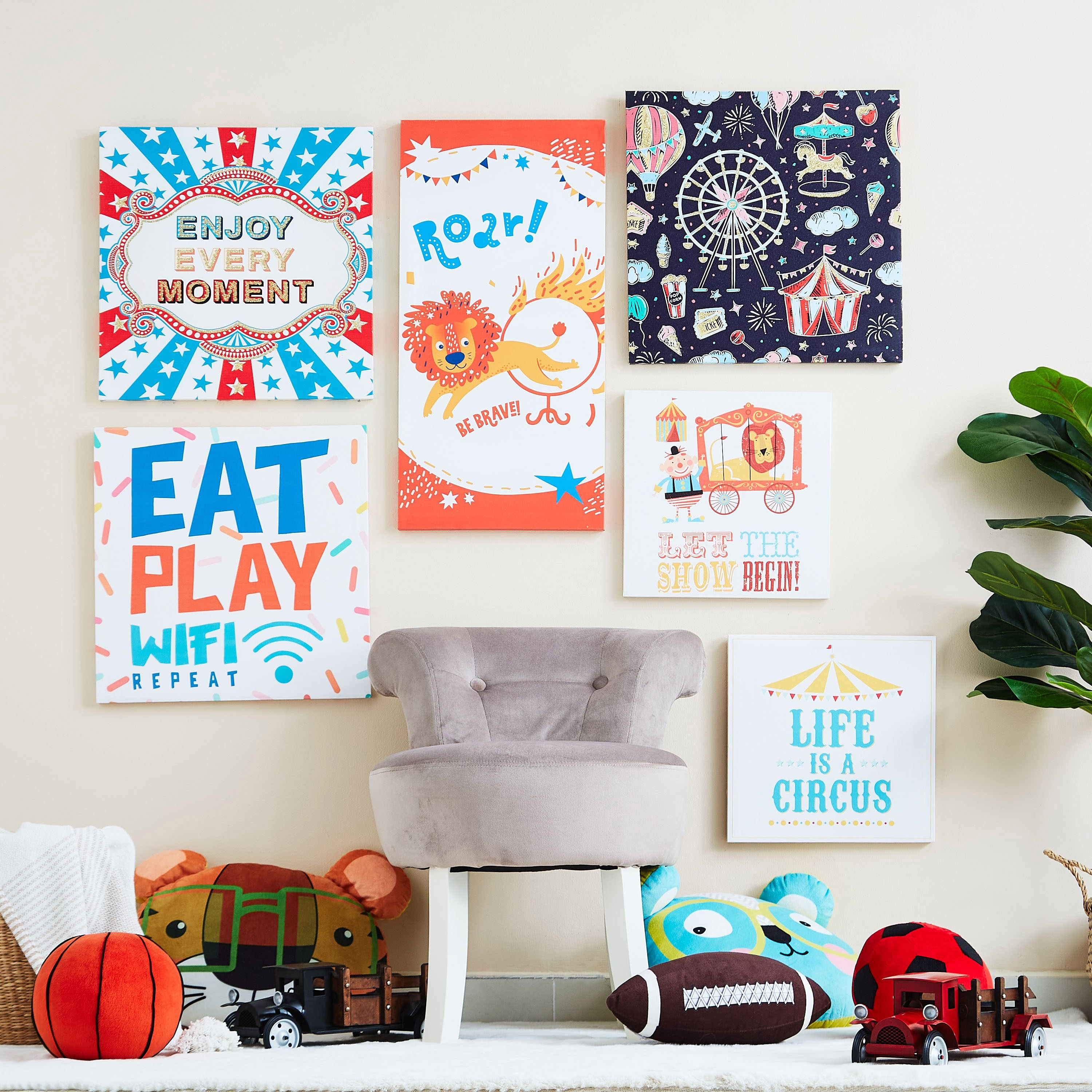 Artistry Circus Printed Glitter Canvas - 40x40 cm-hbxhomeware-hbxkidsandyouth-image-4