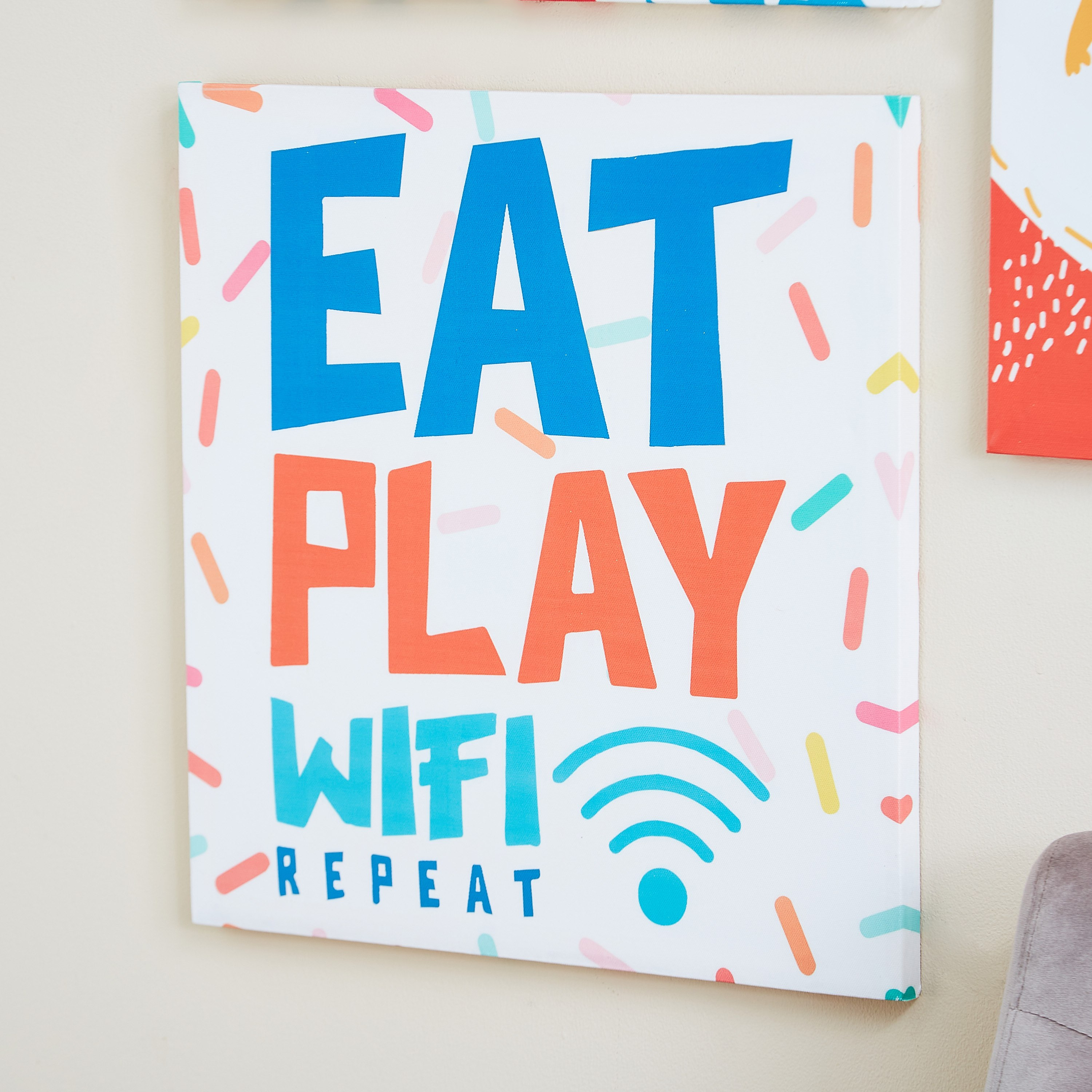 لوحة كانفاس بطبعات من آرتيستري - 40x40x1 سم-hbxhomeware-hbxkidsandyouth-image-2