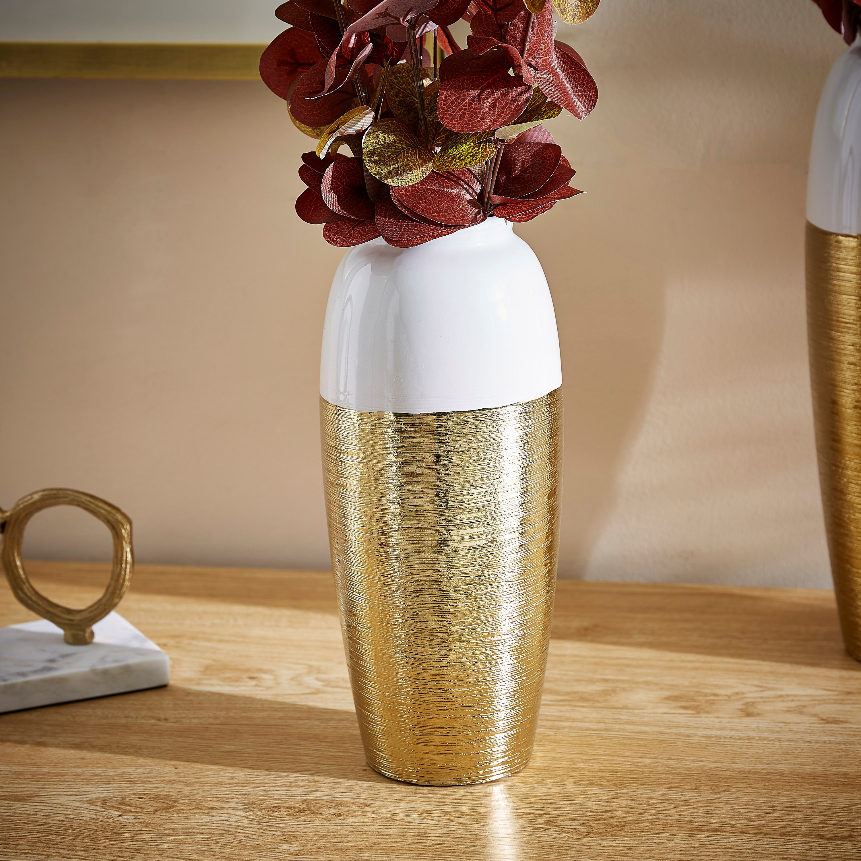 مزهرية سيراميك مزدوجة بارزة الملمس من كازا - 12x12x28 سم-hbxbedroom-decorandaccessories-vases-image-2