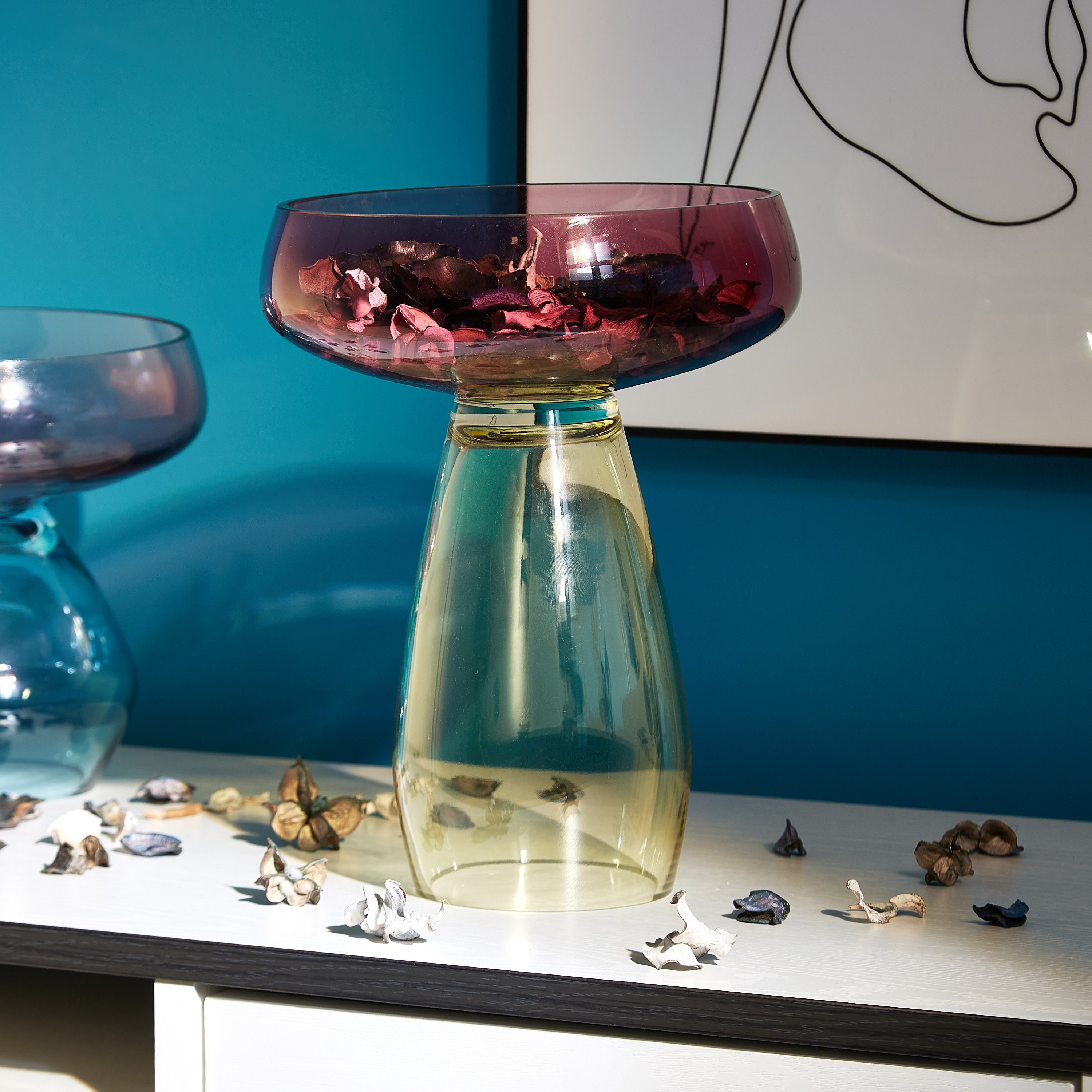 مزهرية جرة زجاجية من لايلاك-hbxbedroom-decorandaccessories-vases-image-1