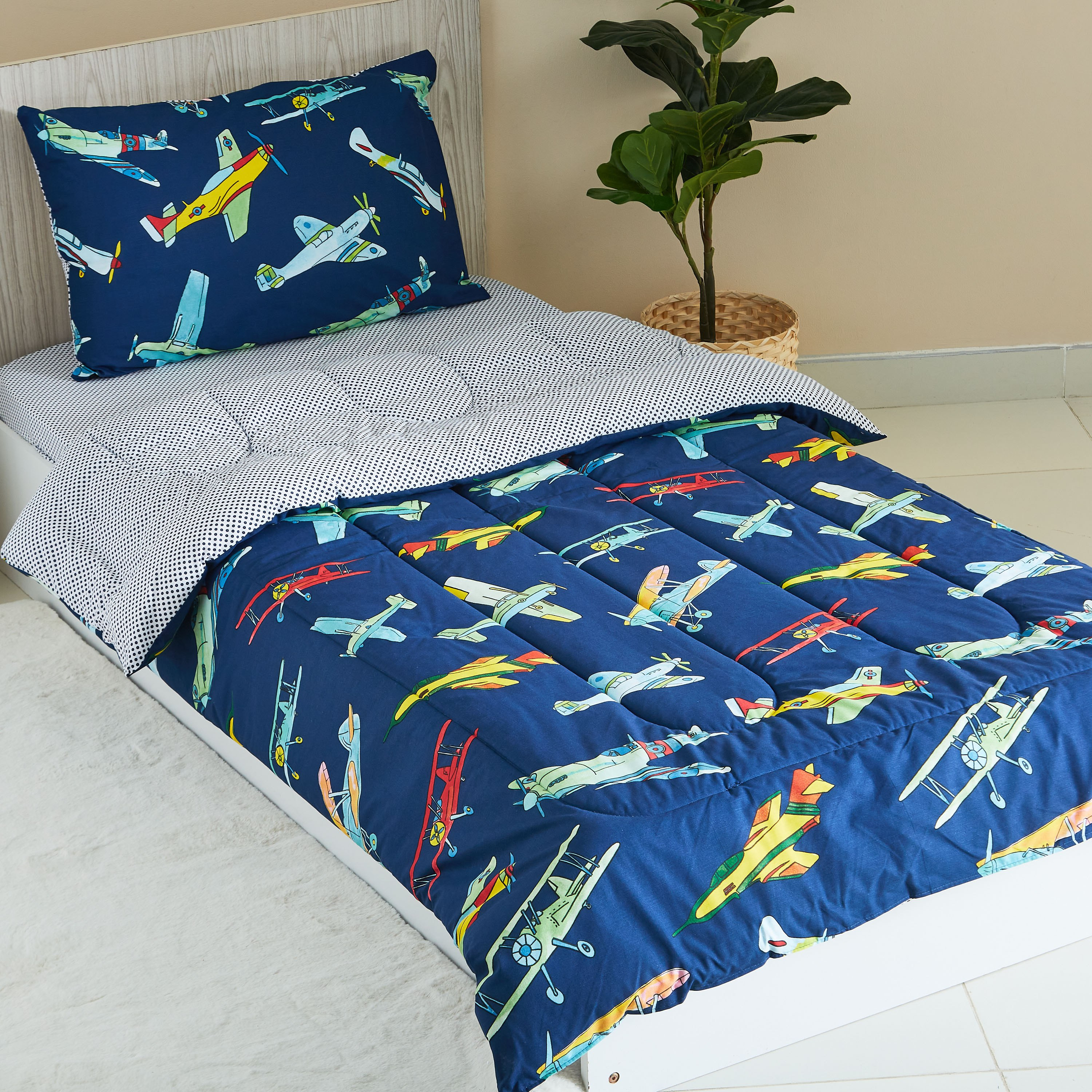 طقم لحاف فردي قطعتين بطبعات طائرة من إلفيش - 135x220 سم-hbxhomeware-hbxkidsandyouth-image-2