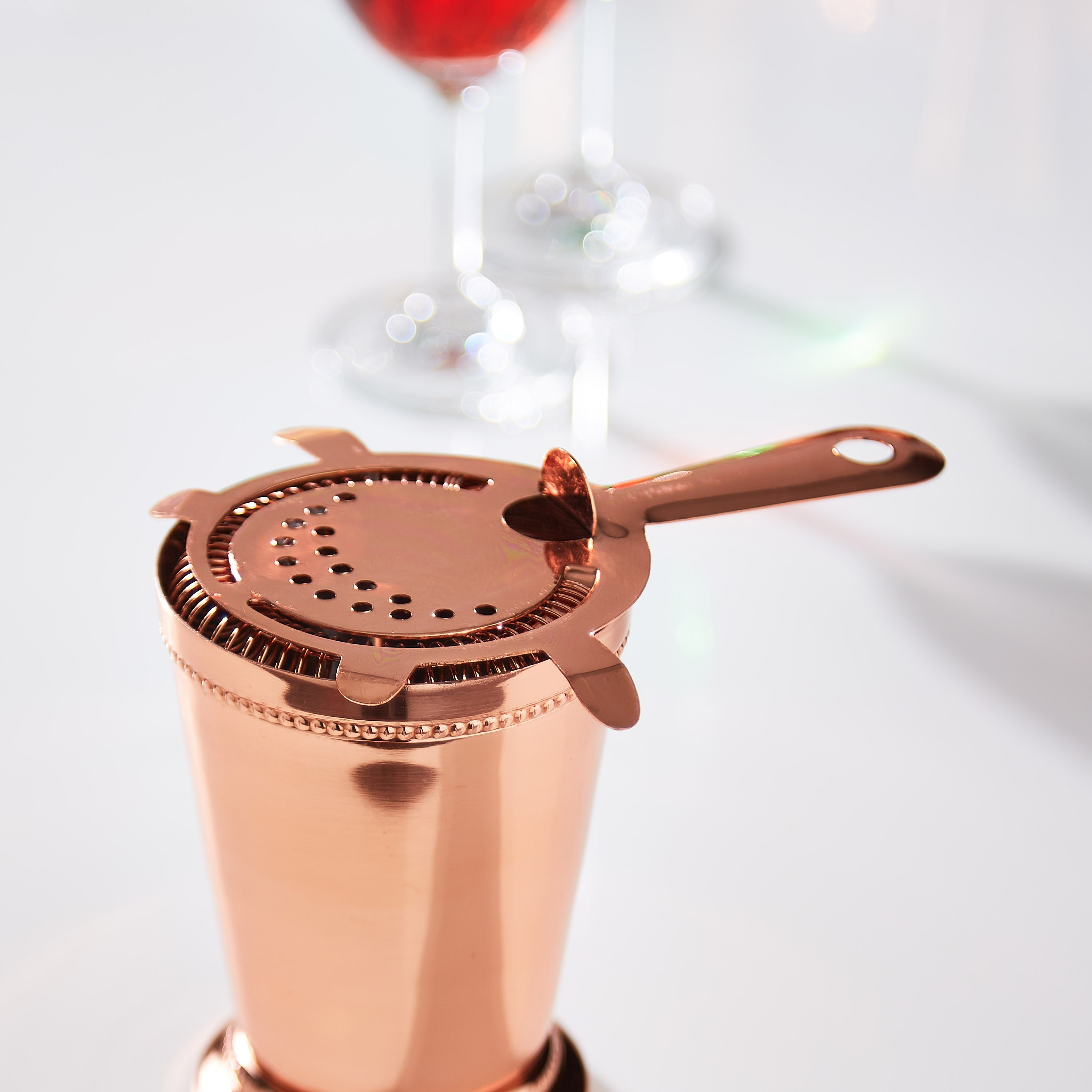 مصفاة كوكتيل نحاس من فيونا-hbxhomeware-diningandtabletop-baraccessories-image-2