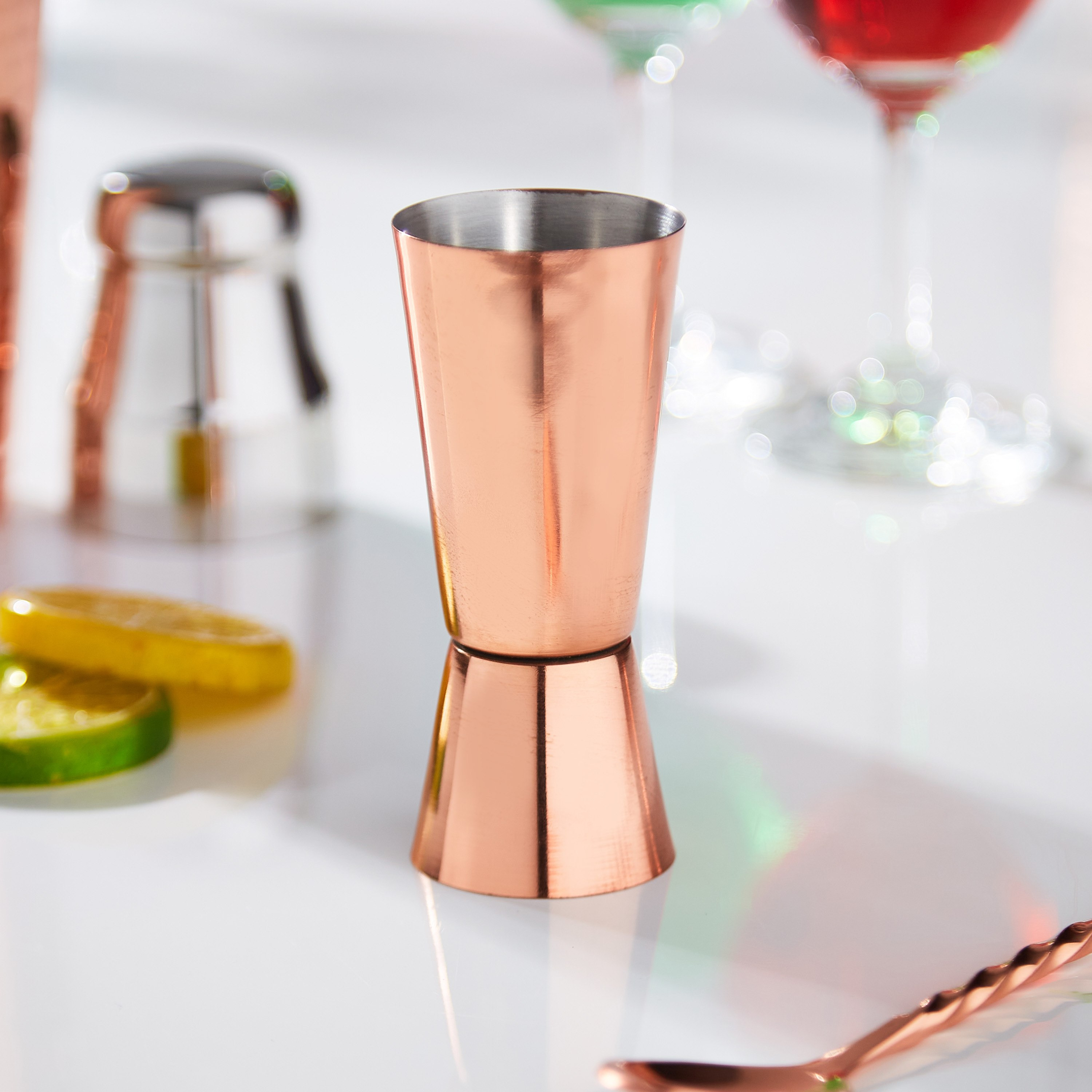 كوب قياس نحاسي من فيونا - 30 مل و 60 مل-hbxhomeware-diningandtabletop-baraccessories-image-1