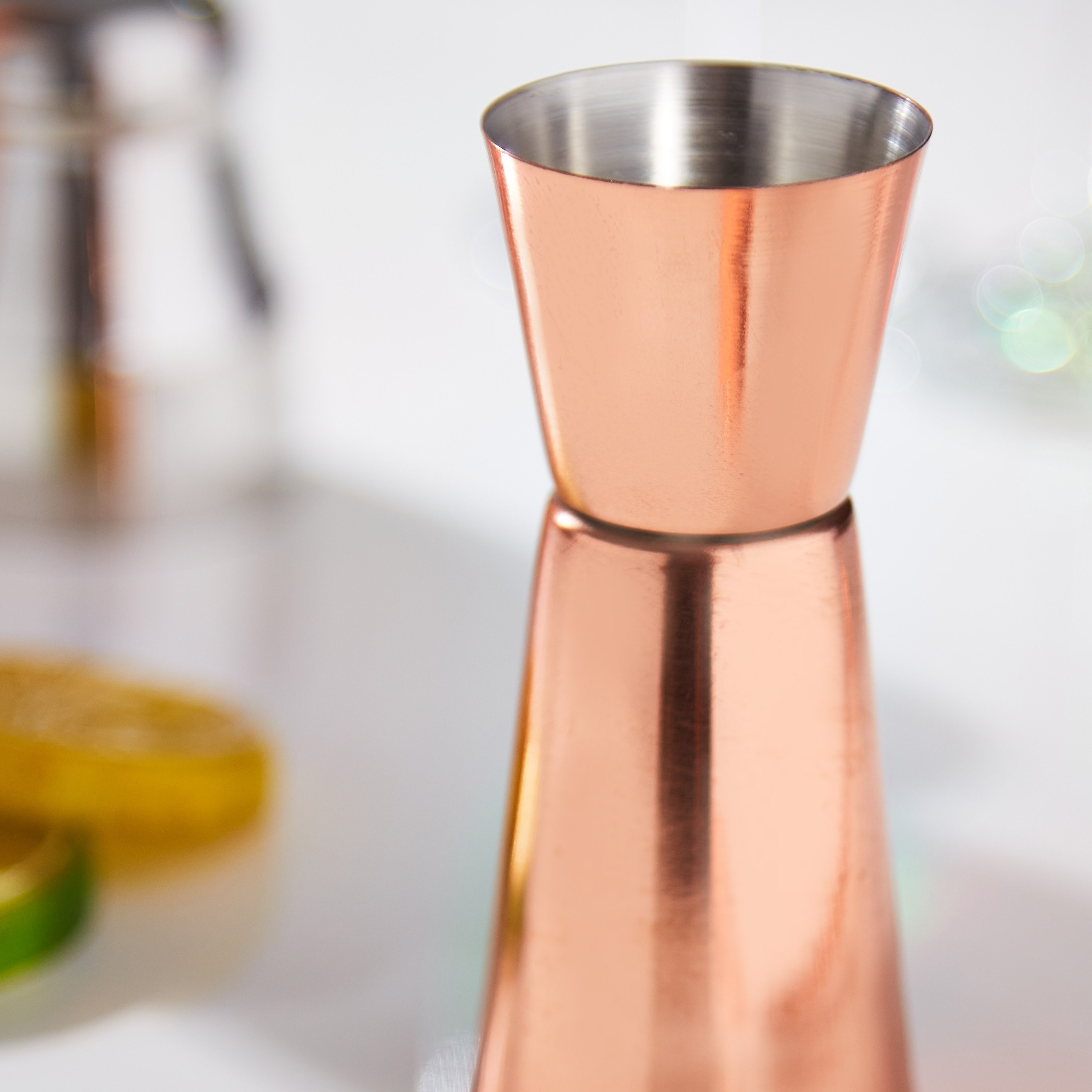كوب قياس نحاسي من فيونا - 30 مل و 60 مل-hbxhomeware-diningandtabletop-baraccessories-image-3