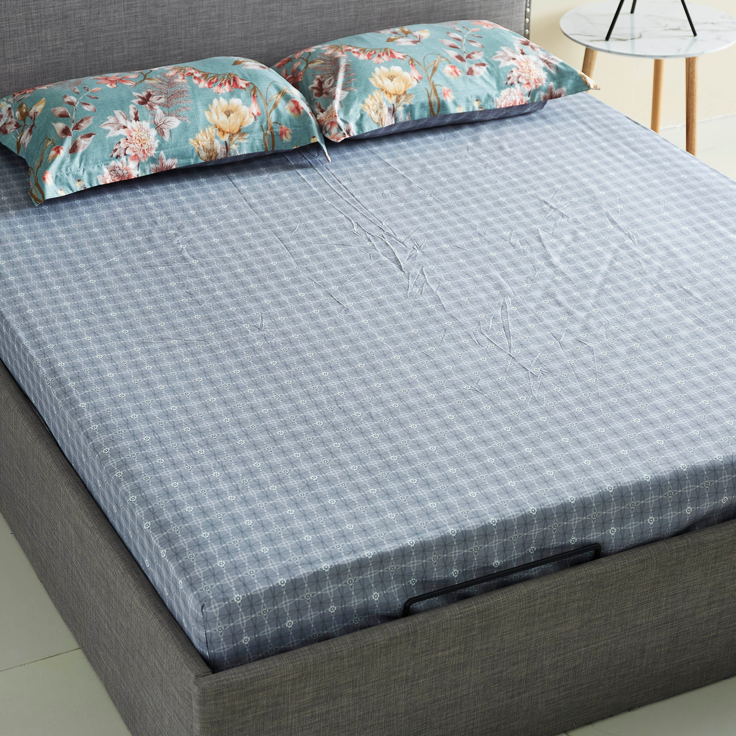 طقم غطاء لحاف كينج ميكروفايبر من 6 قطع بطبعات دايزي - 220x220 سم-hbxhomeware-hbxdecorandfurnishings-image-8