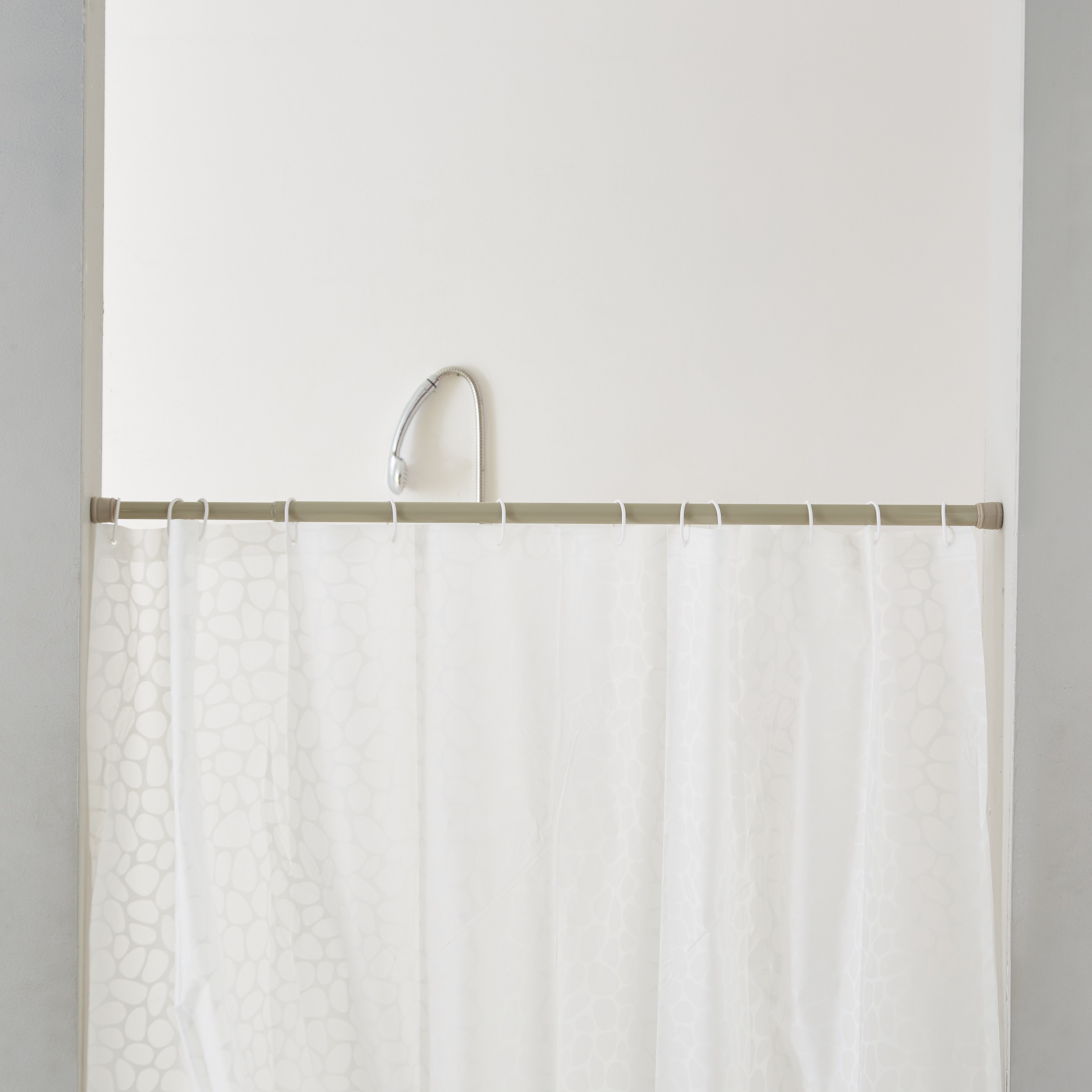 Victoria Shower Curtain Rod - 104-190 cm-hbxbathroom-curtainsandrods-curtainrods-image-1