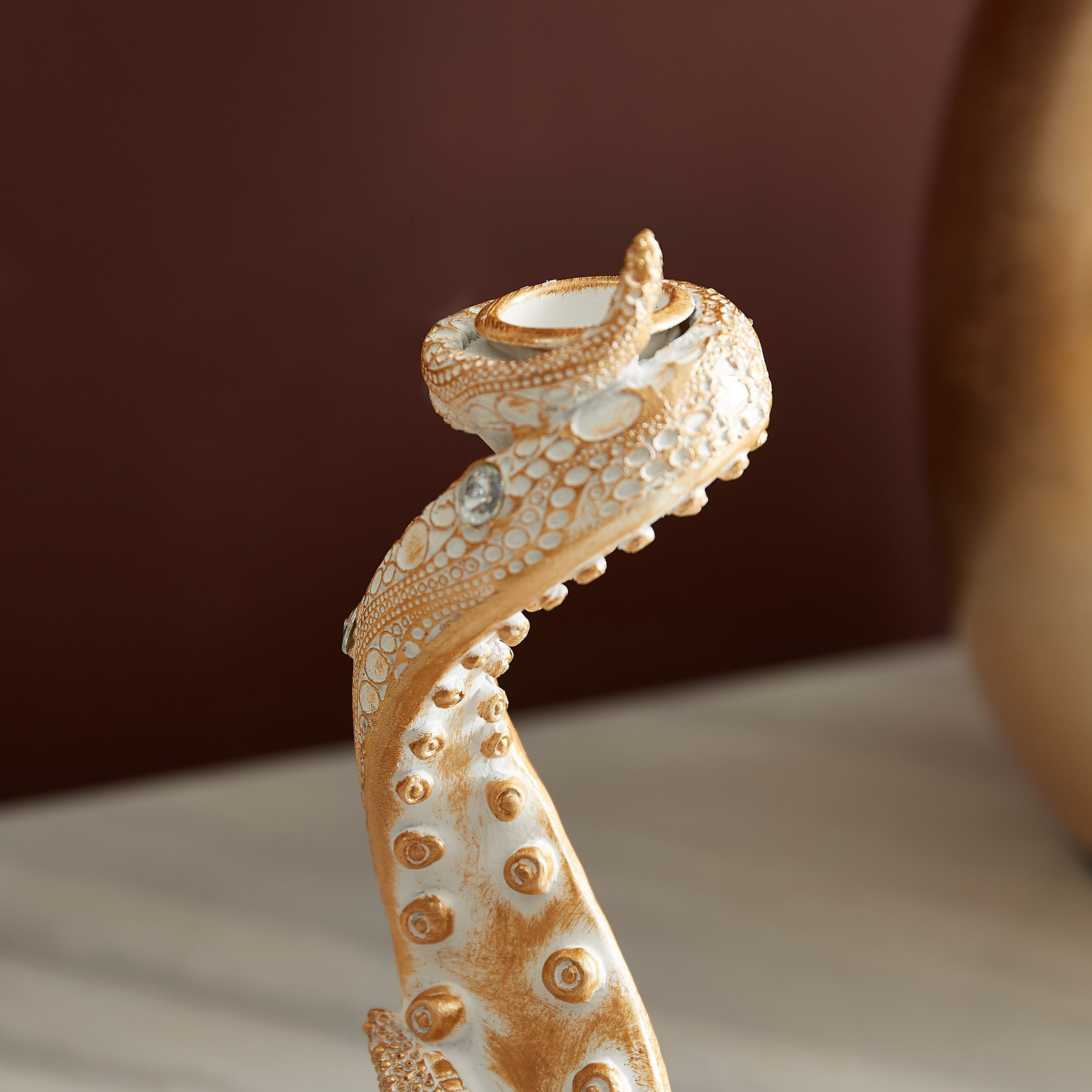 قطعة ديكور بولي ريزين بشكل نجمة البحر مع ذراع أخطبوط - 8x9x17.8 سم-hbxhomeware-homedecor-figurinesandornaments-image-3