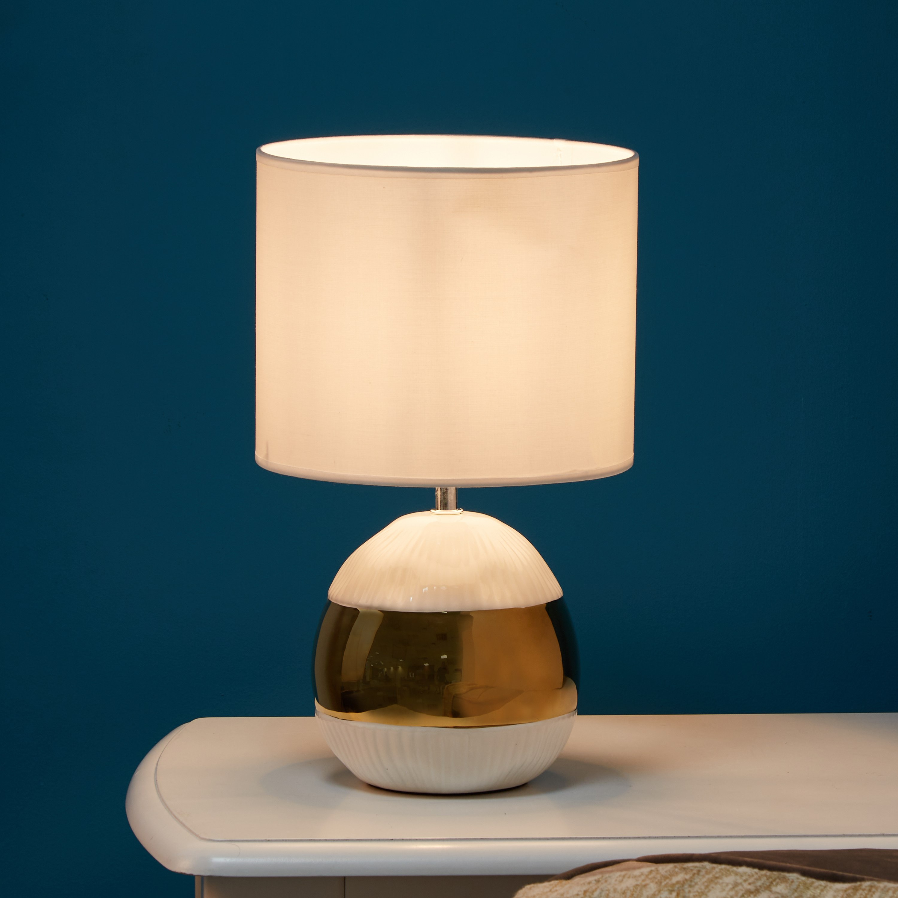 Skylar Ceramic Table Lamp with Oval Base - 35 cm-hbxlivingroom-lighting-tablelamps-image-2