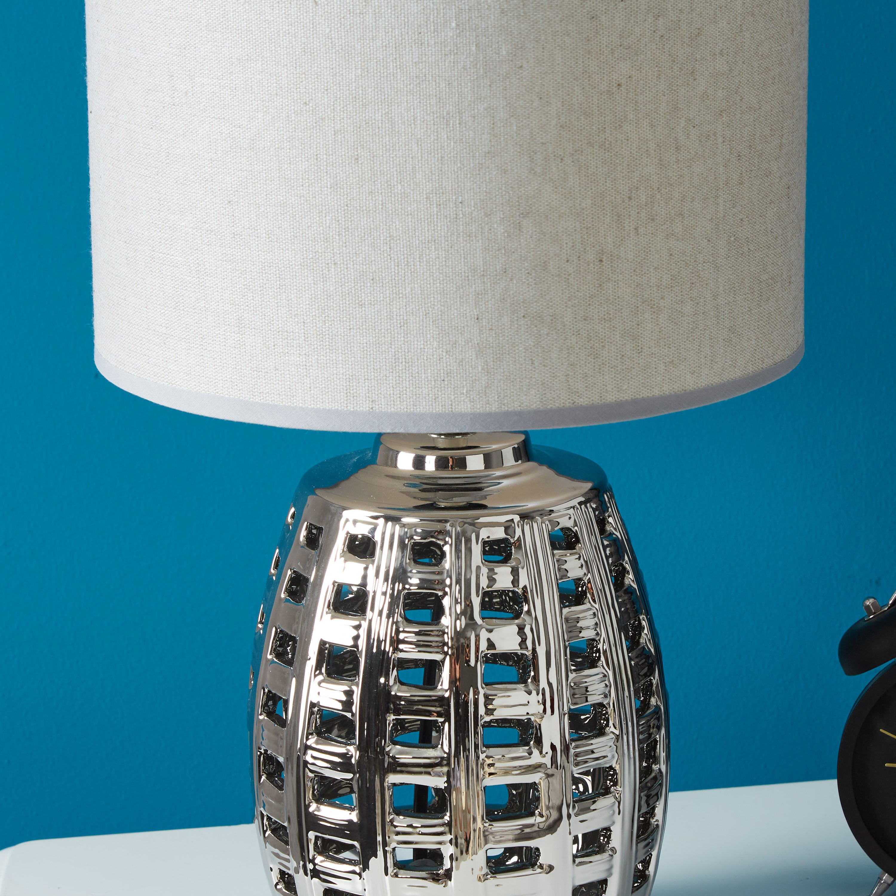 Skylar Ceramic Table Lamp with Hollow Cutwork - 43 cm-hbxlivingroom-lighting-tablelamps-image-3
