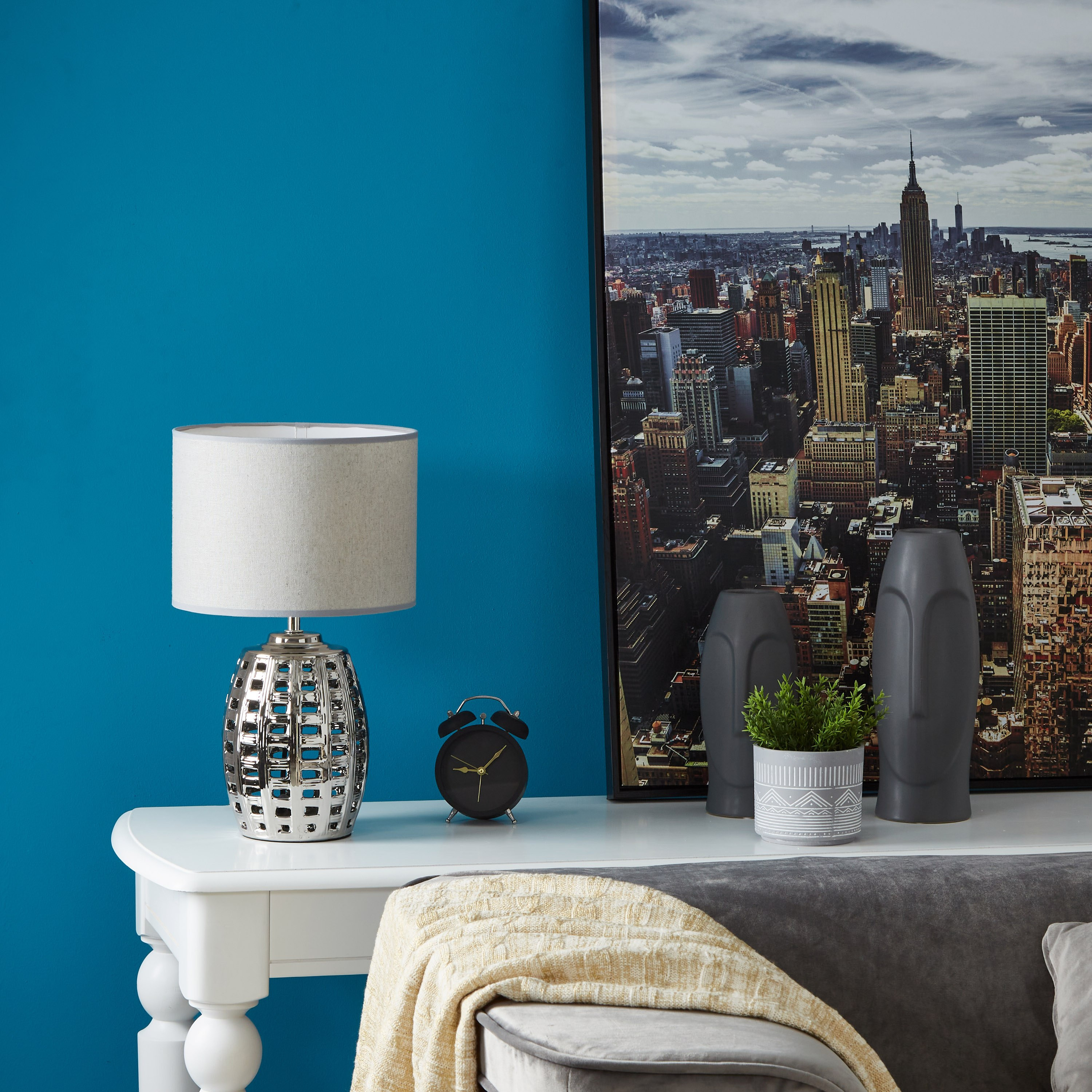 Skylar Ceramic Table Lamp with Hollow Cutwork - 43 cm-hbxlivingroom-lighting-tablelamps-image-4
