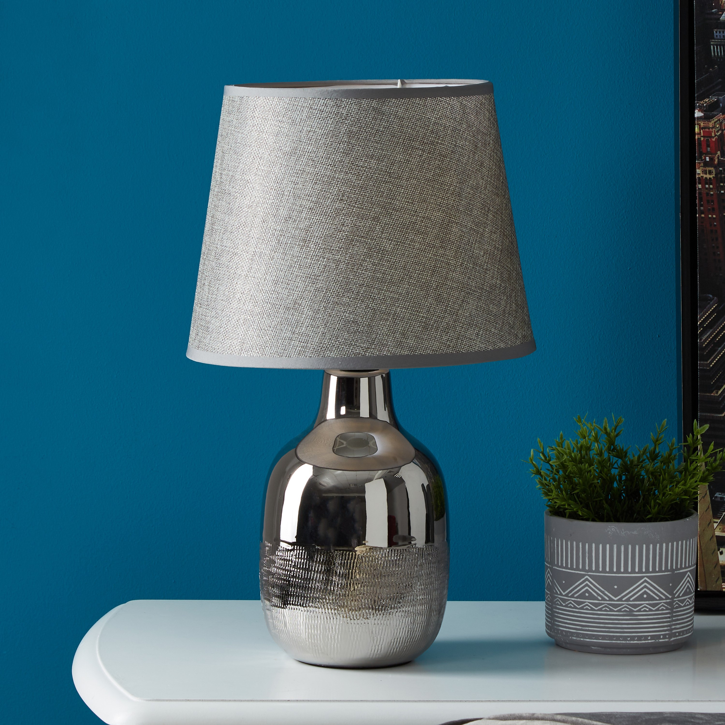 مصباح طاولة سيراميك بملمس ورق الصنفرة من سكايلر - 42 سم-hbxlivingroom-lighting-tablelamps-image-1