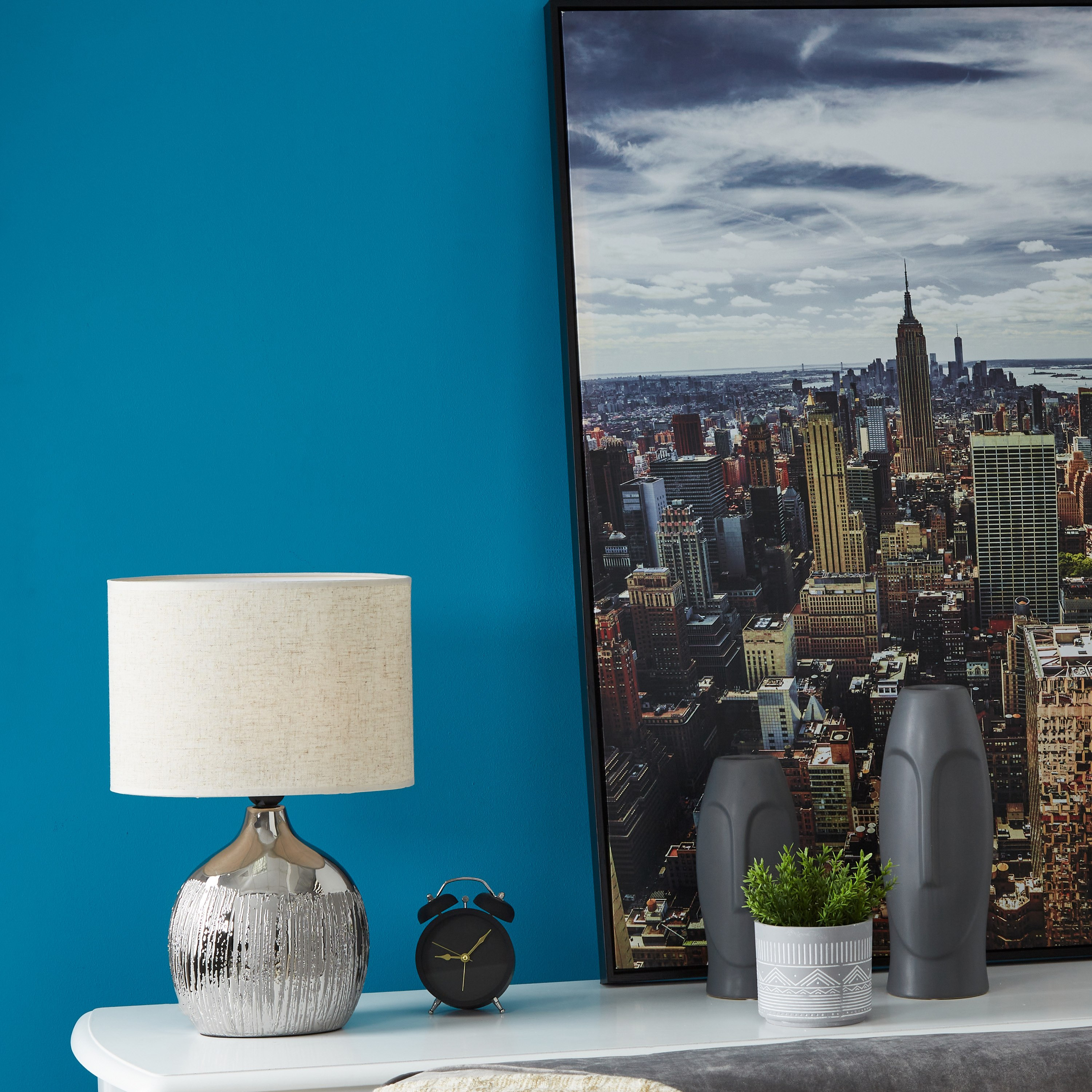 Skylar Ceramic Table Lamp with Textured Base - 42 cm-hbxlivingroom-lighting-tablelamps-image-4
