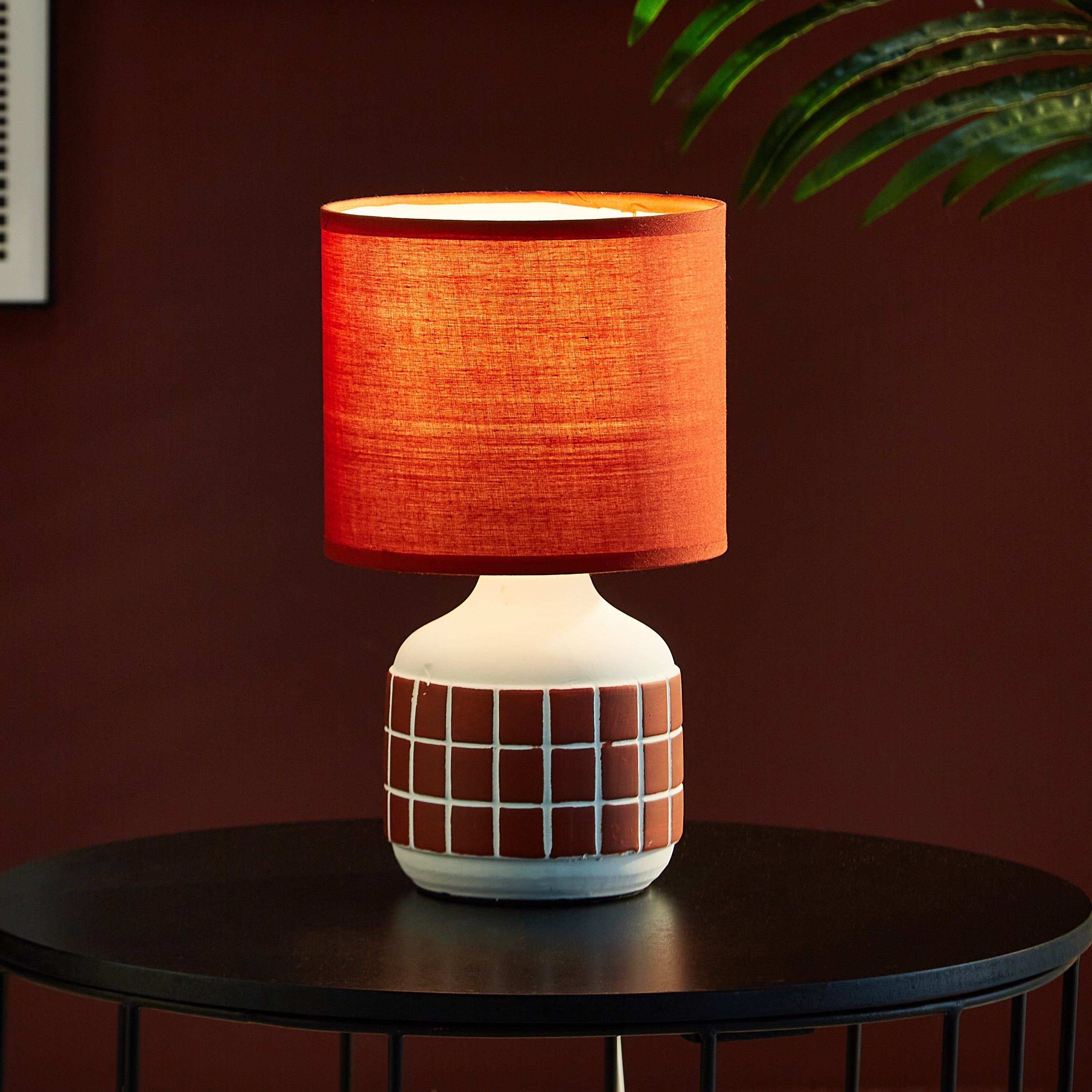 مصباح طاولة سيراميك من جليتان - 15x15x30 سم-hbxlivingroom-lighting-tablelamps-image-2