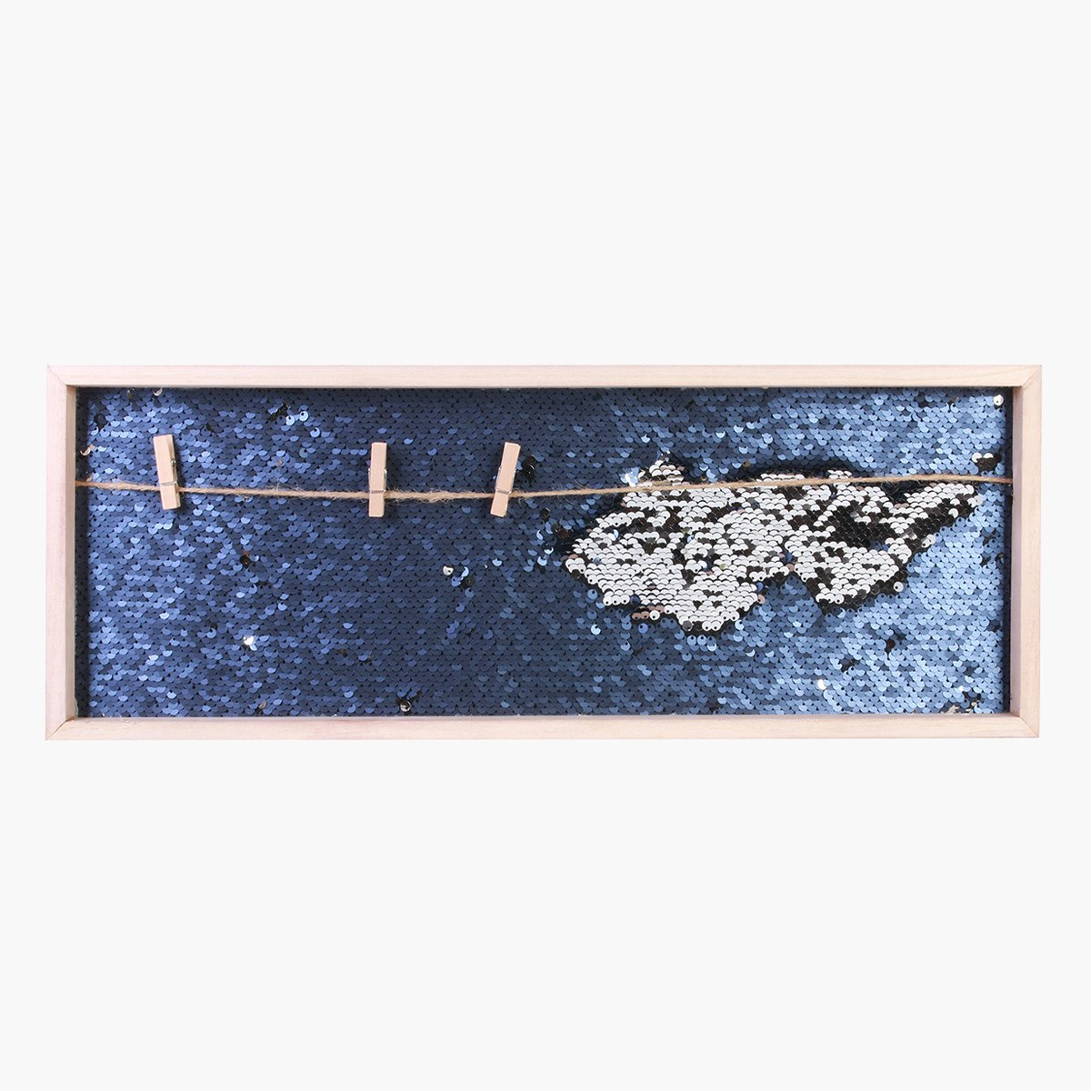 إطار بتزيينات ترتر بيلي ميلي ومشابك من أموري-hbxdecorandfurnishings-homeaccessories-novelties-image-2