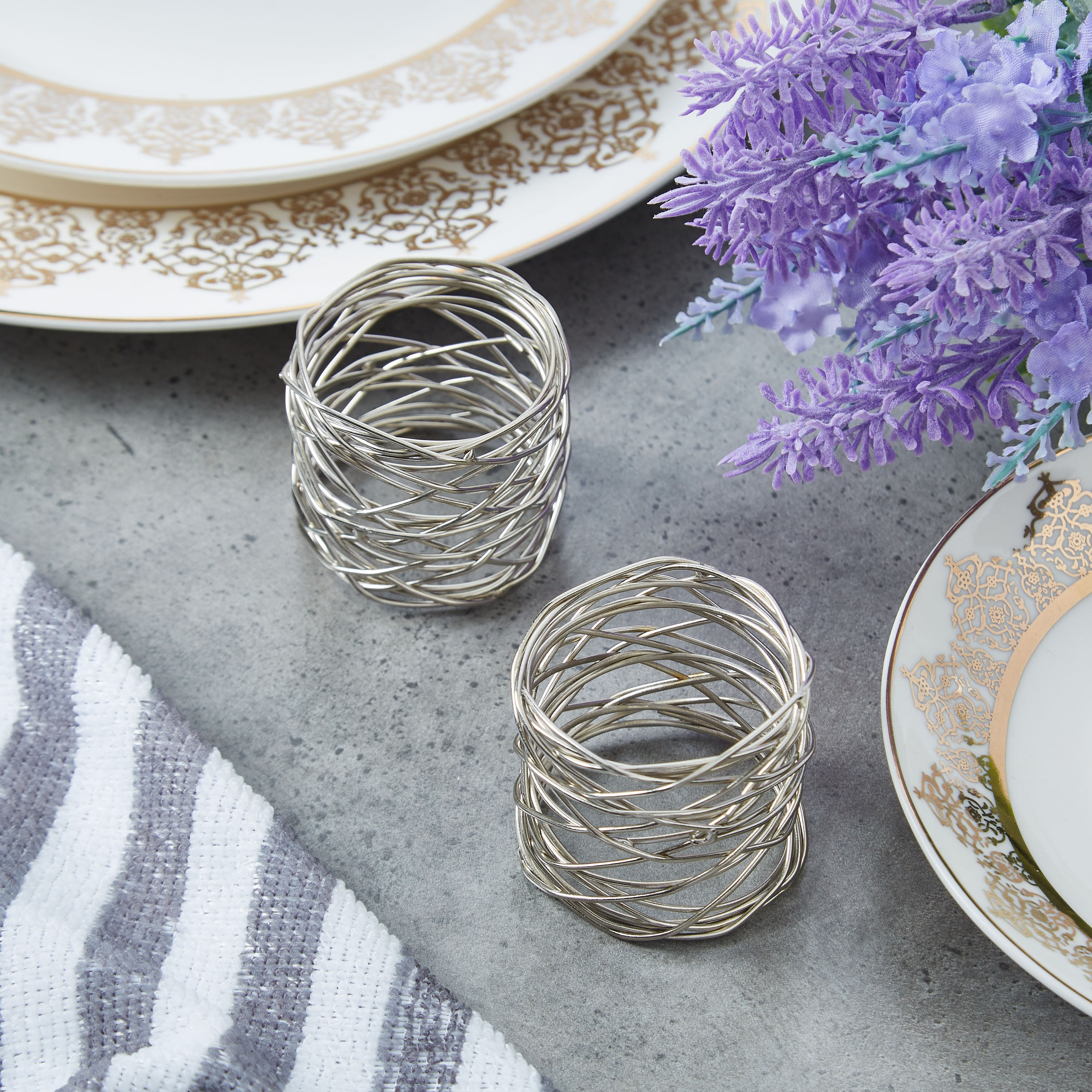 حلقة مناديل معدنية من ألين - طقم من قطعتين-hbxdecorandfurnishings-homefurnishings-tablelinens-image-1
