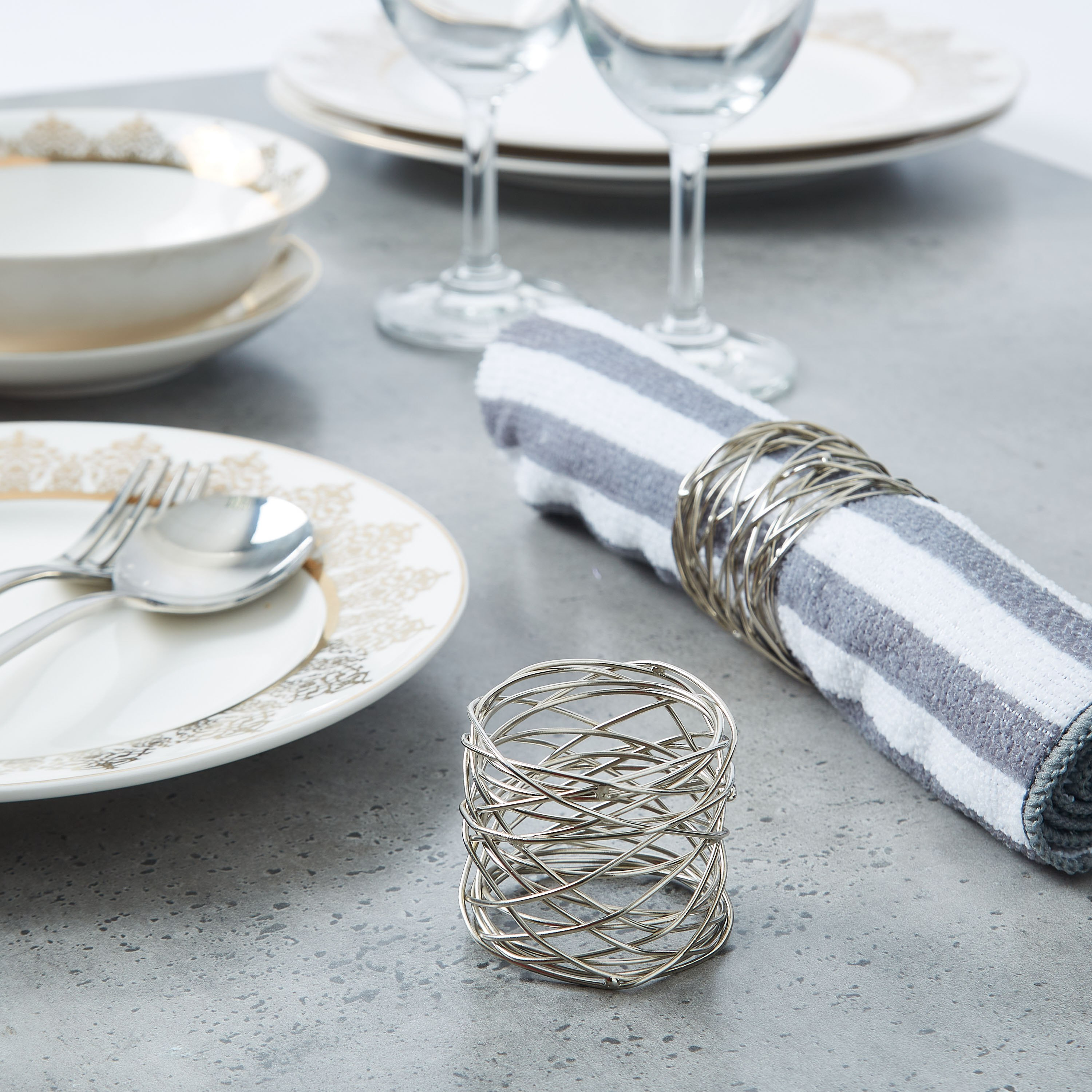 حلقة مناديل معدنية من ألين - طقم من قطعتين-hbxdecorandfurnishings-homefurnishings-tablelinens-image-3