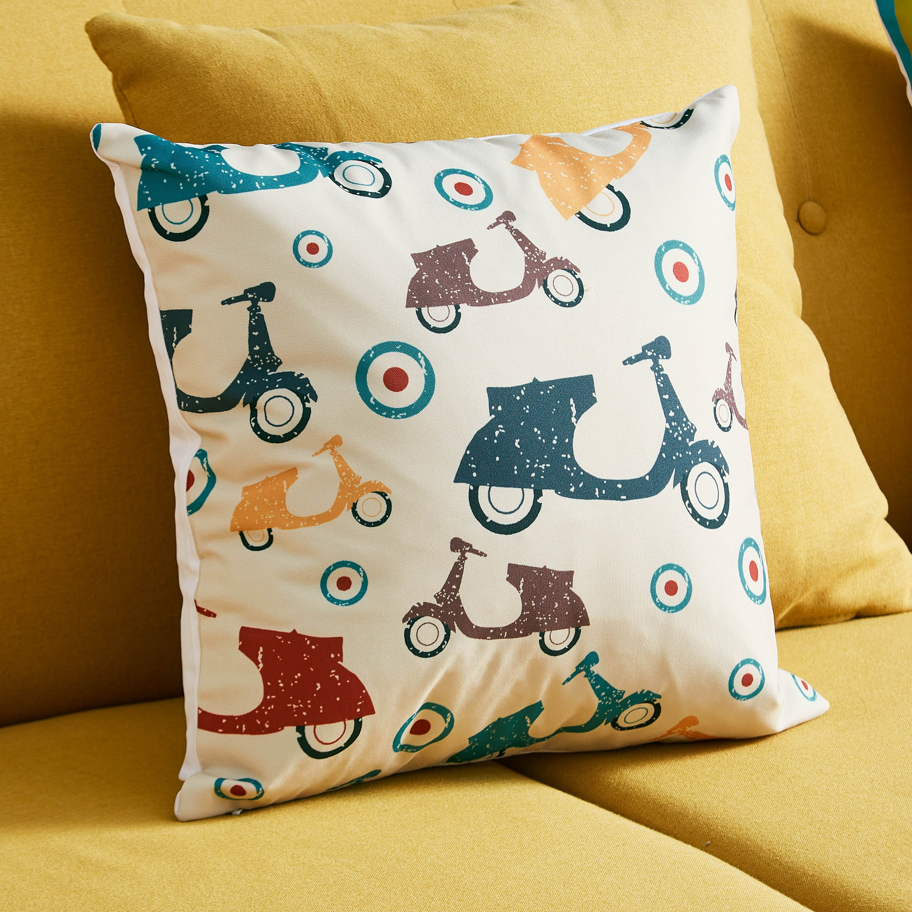 غطاء وسادة بطبعات سيارات من إندي فايب- 40x40 سم-PROMO_HB_AE_B1G1_250925-image-1