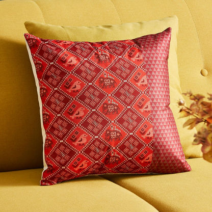 Idukki Printed Cushion Cover - 40x40 cms