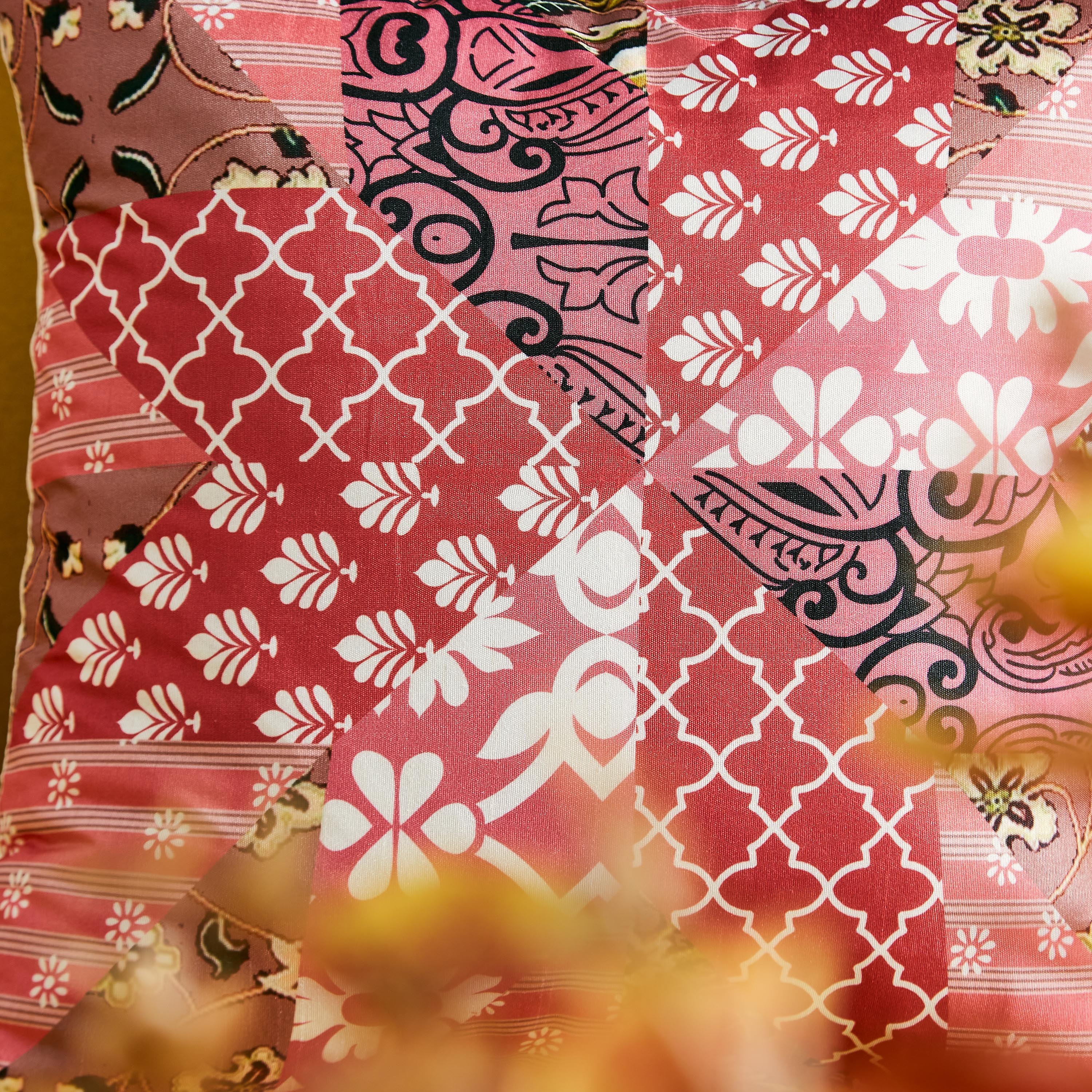 غطاء وسادة بطبعات من مانداوا- 40x40 سم-hbxhomeware-cushionsandcovers-cushioncovers-image-2