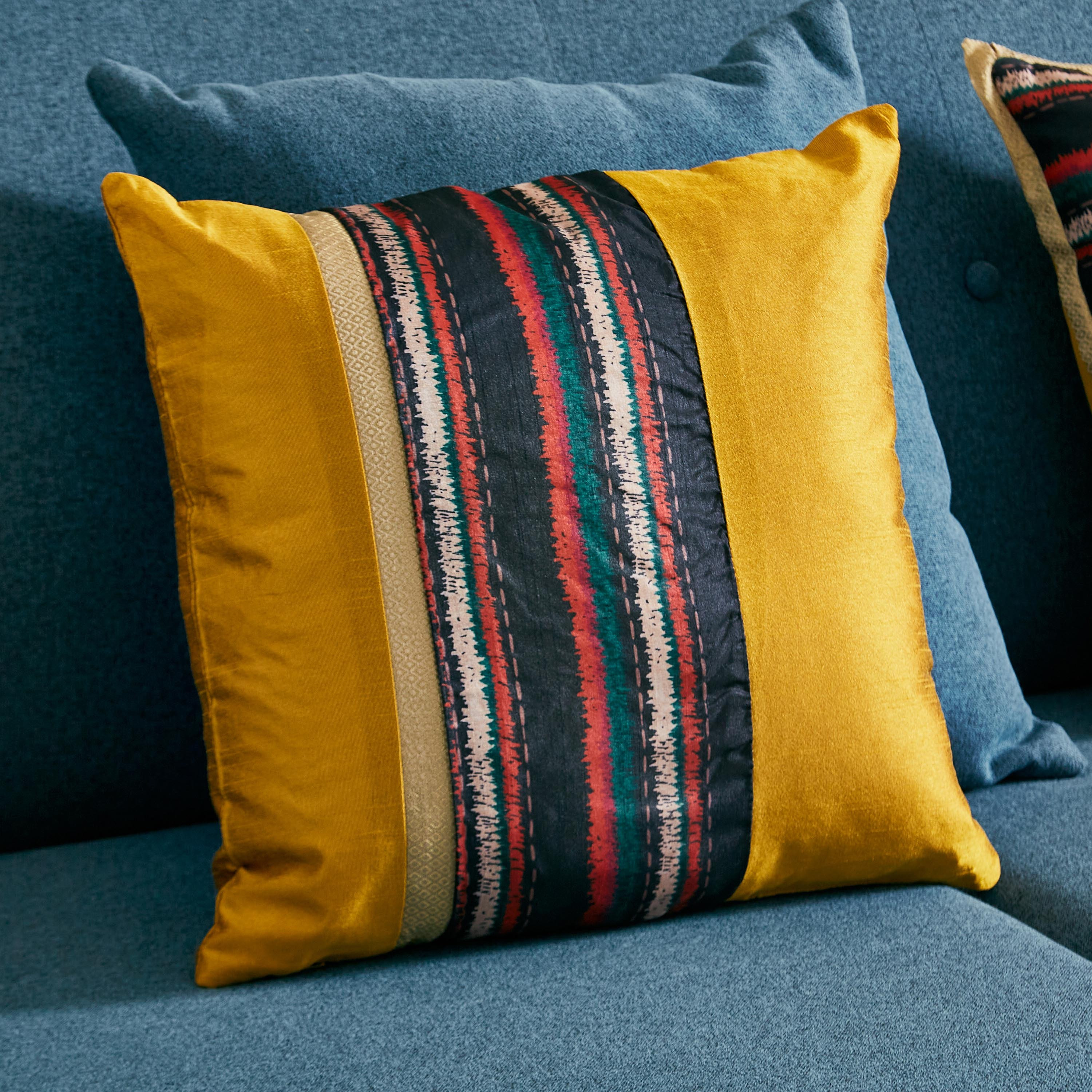 غطاء وسادة بطبعات من خمسار - 40x40 سم-hbxhomeware-cushionsandcovers-cushioncovers-image-1