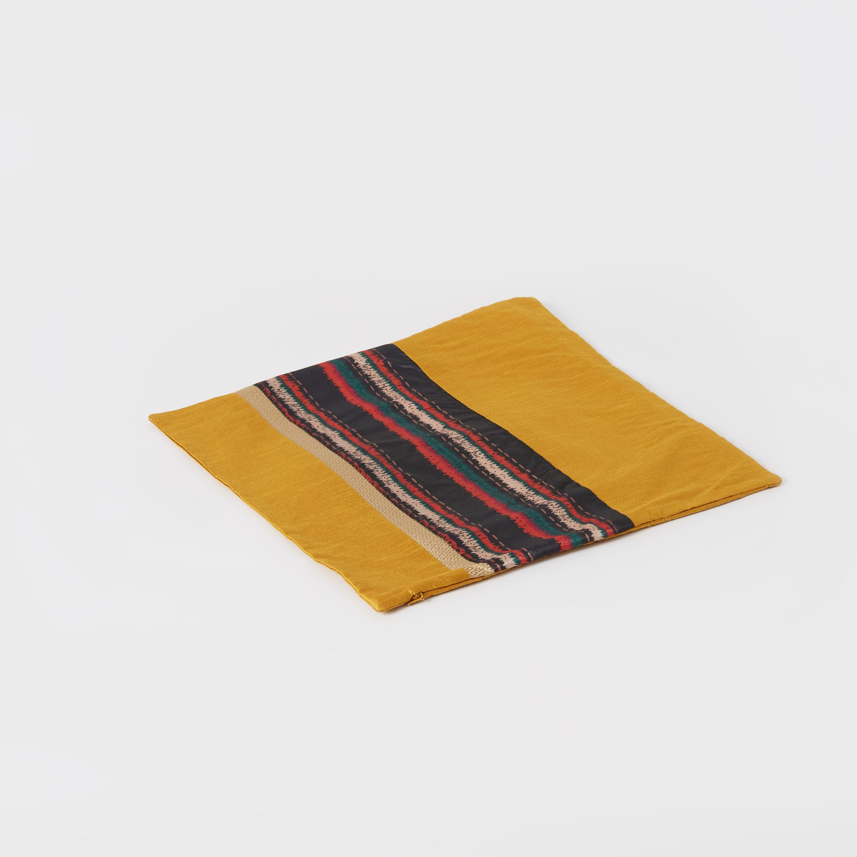 غطاء وسادة بطبعات من خمسار - 40x40 سم-hbxhomeware-cushionsandcovers-cushioncovers-image-7