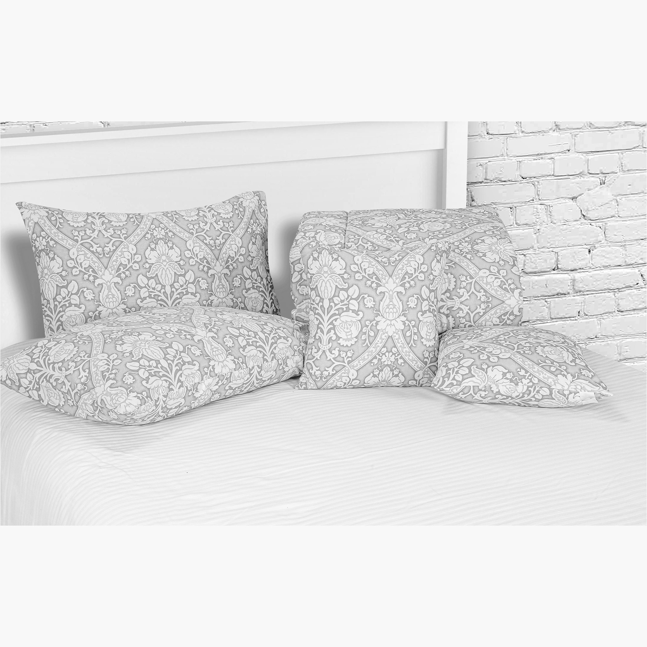 طقم لحاف كينج قطن 5 قطع بطبعات من مونوكروم لاكجيري جيانا - 220x240 سم-hbxhomeware-hbxdecorandfurnishings-image-4