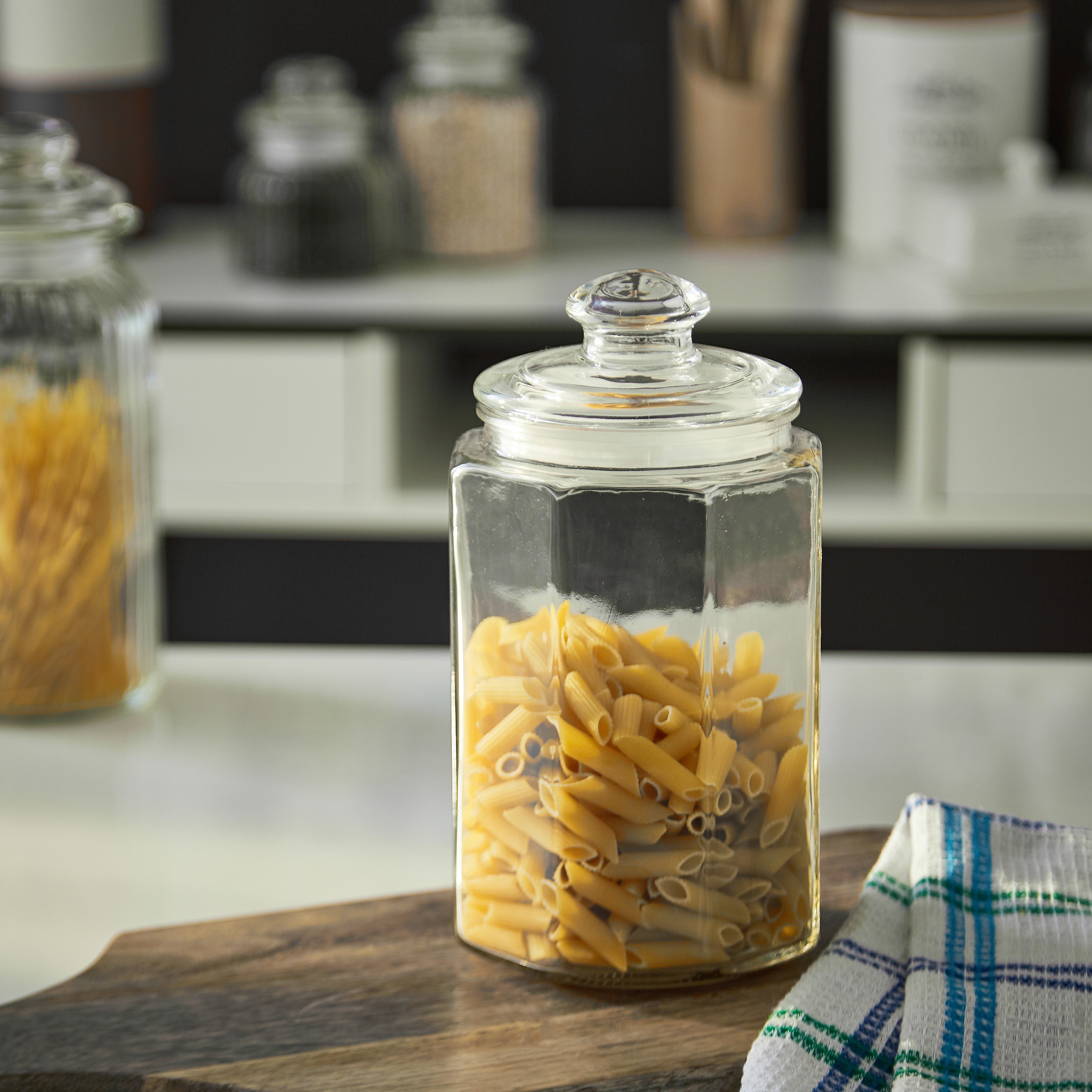 حاوية زجاجية محكمة الغلق - 1800 مل-hbxhomeware-hbxkitchen-image-1