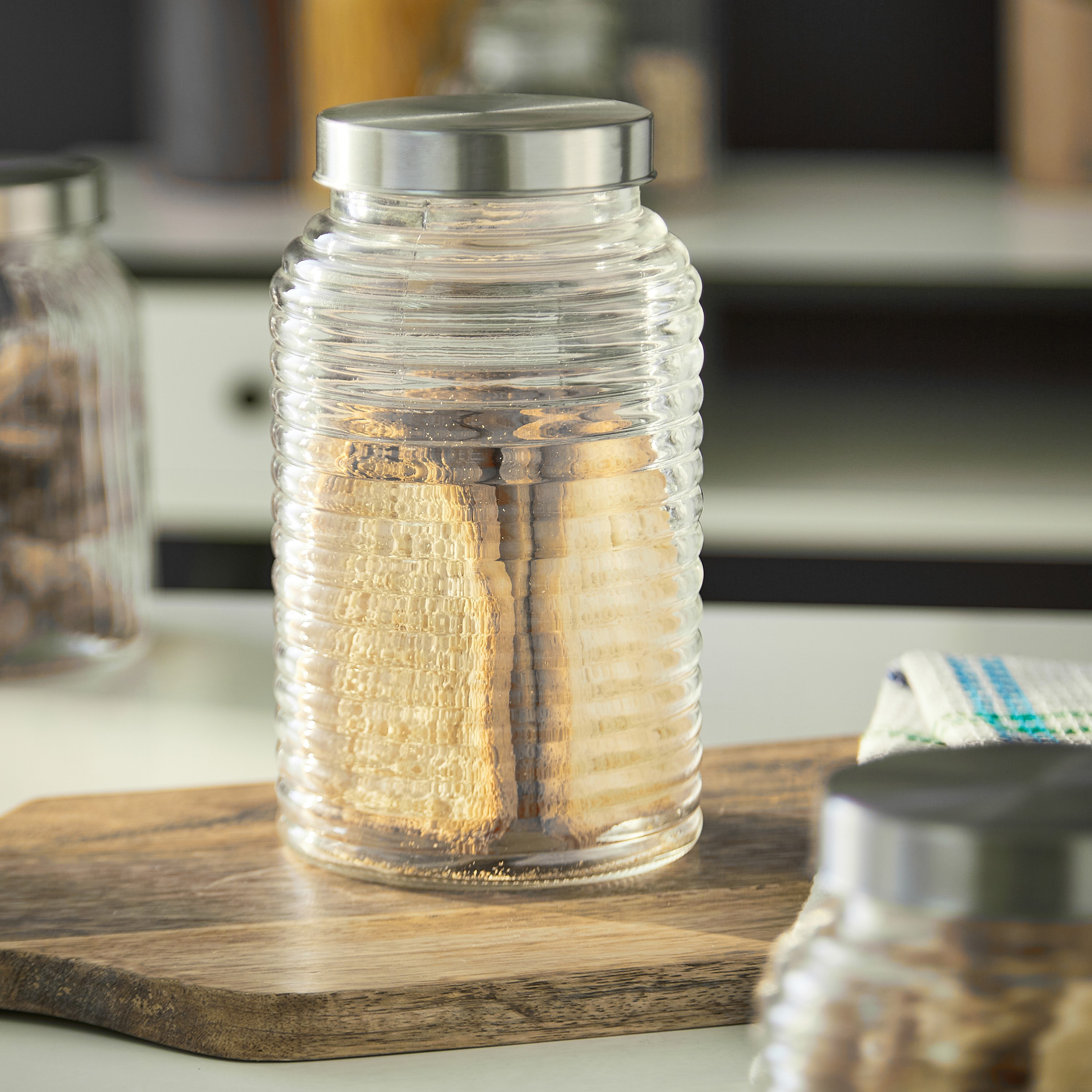 حاوية زجاجية محكمة الغلق - 1.25 لتر-hbxhomeware-hbxkitchen-image-1