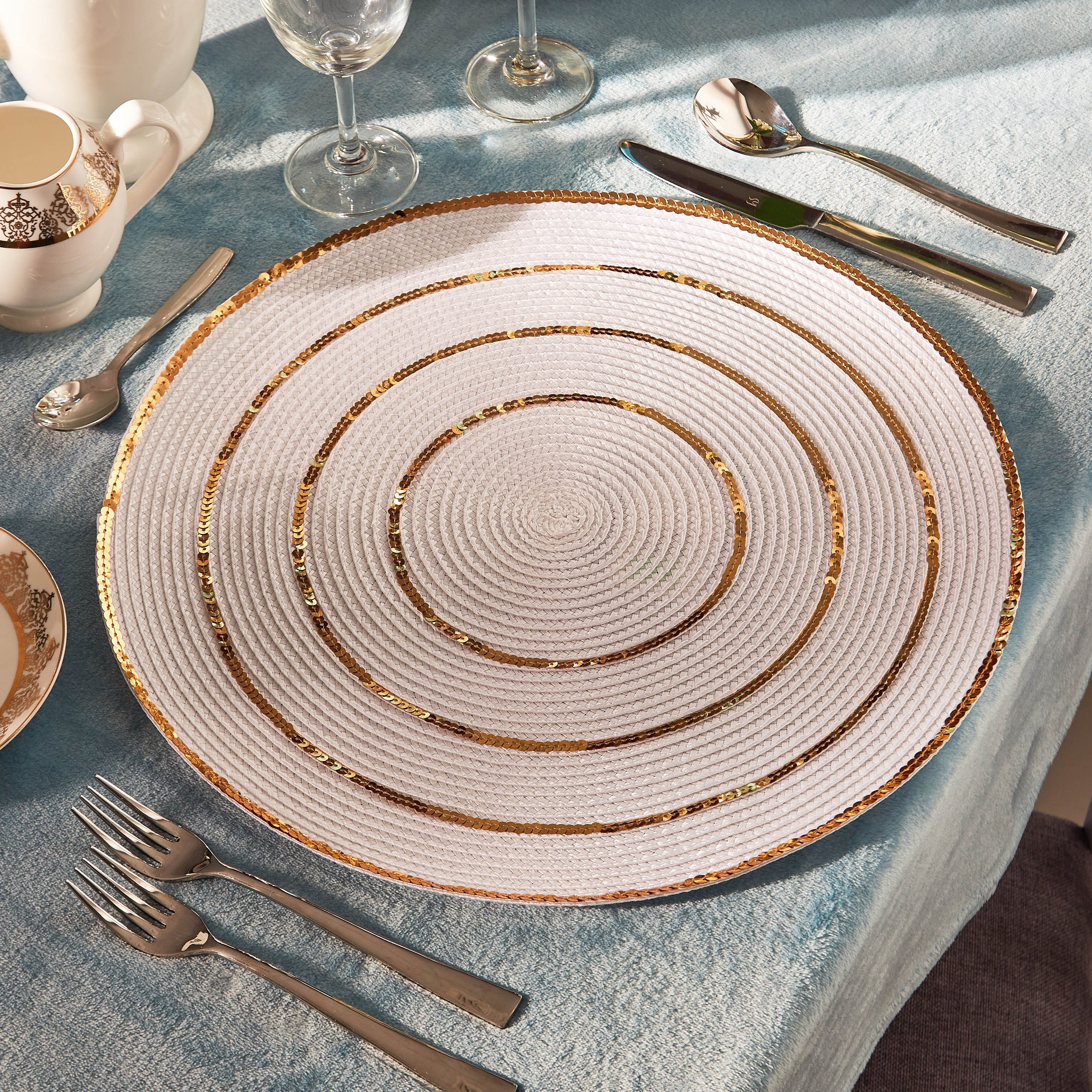 لبادة صحون بولي بروبلين من سيلفي - 38 سم-hbxdecorandfurnishings-homefurnishings-tablelinens-image-1