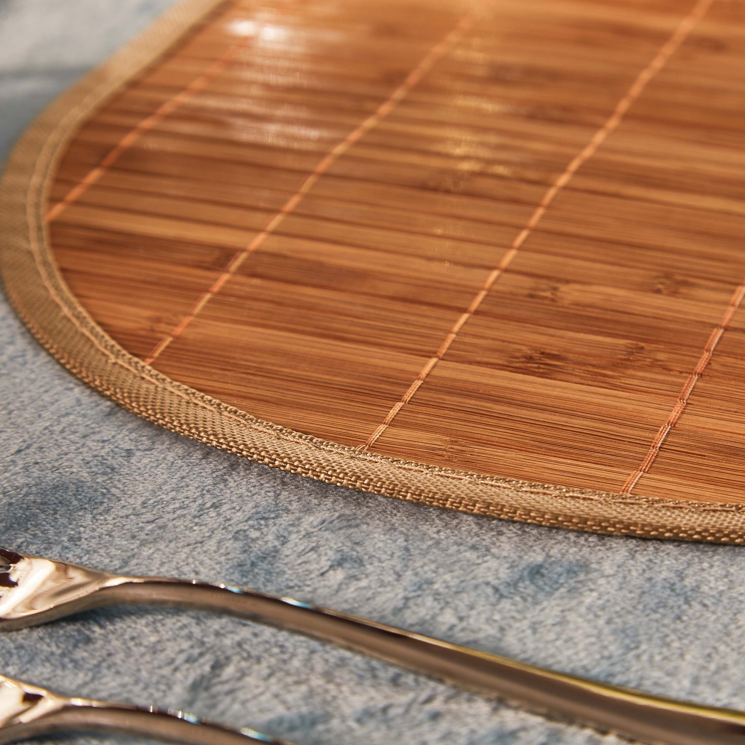 لبادة صحون خيزران بيضاويّة الشكل من ناتشورا - 30x45 سم-hbxdecorandfurnishings-homefurnishings-tablelinens-image-2