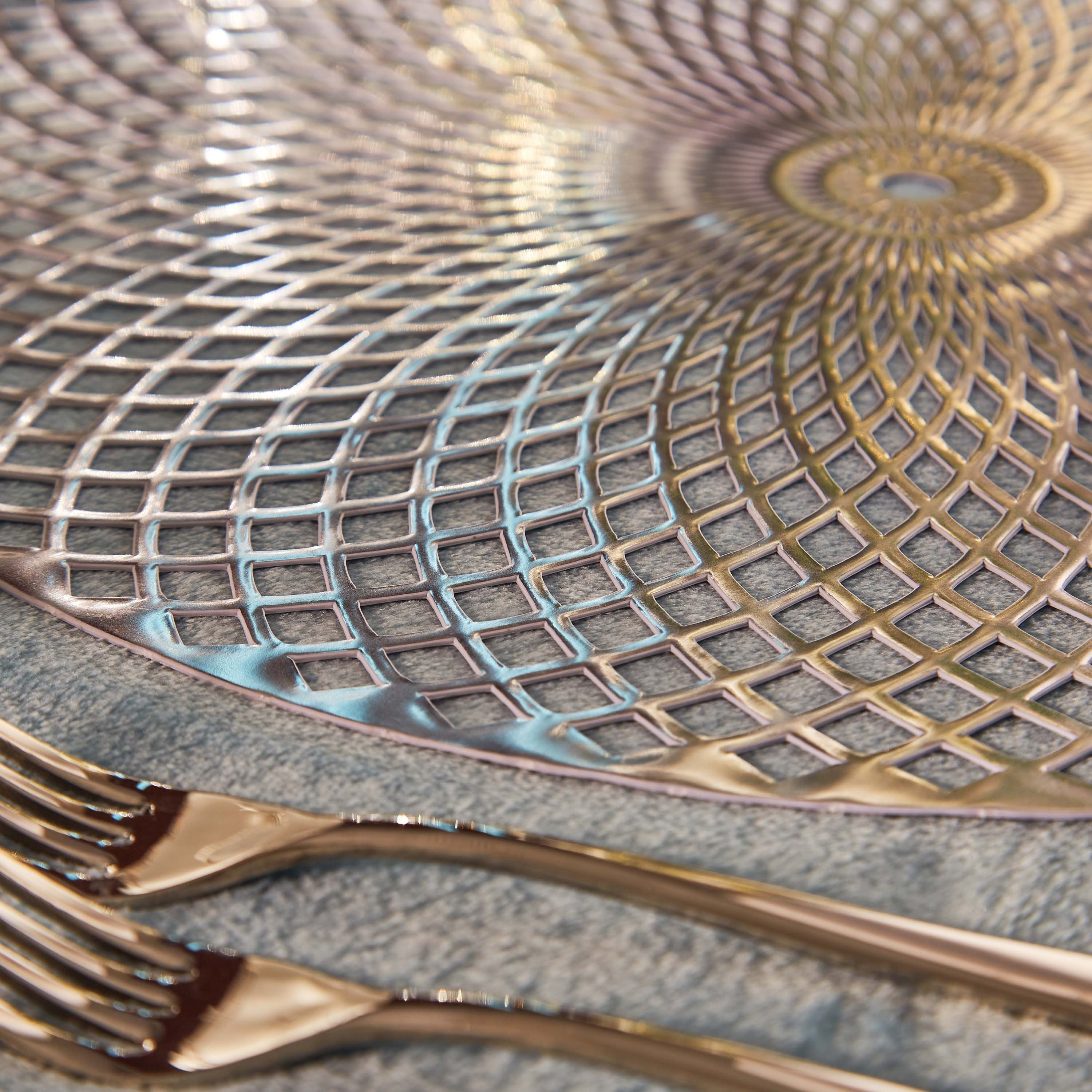 لبادة صحون بي في سي من إلياس - 38 سم-hbxdecorandfurnishings-homefurnishings-tablelinens-image-2