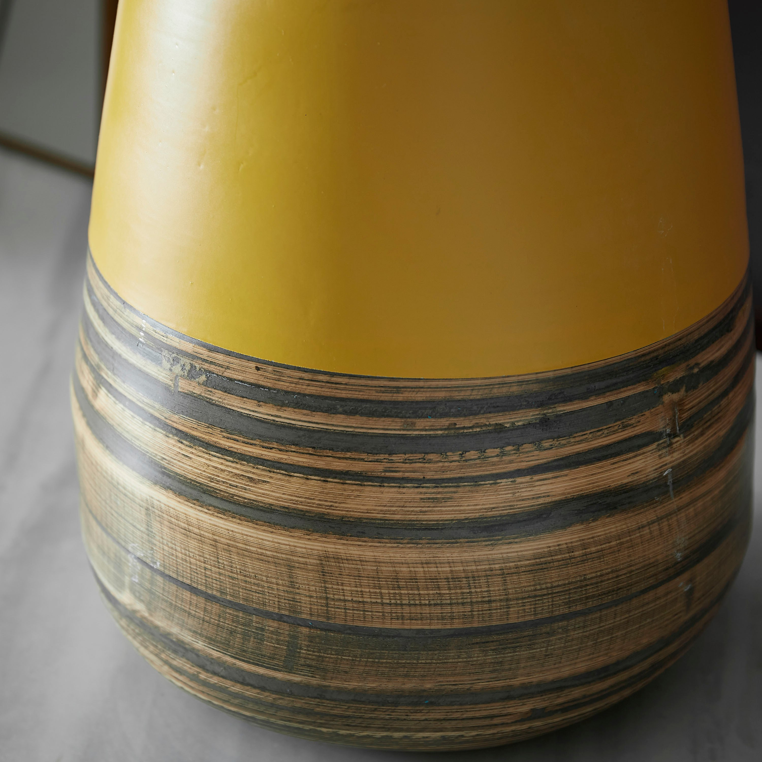 مزهرية خيزران مخروطية متعددة الألوان من ناتورا - 18x35 سم-hbxhomeware-hbxdecorandfurnishings-image-3
