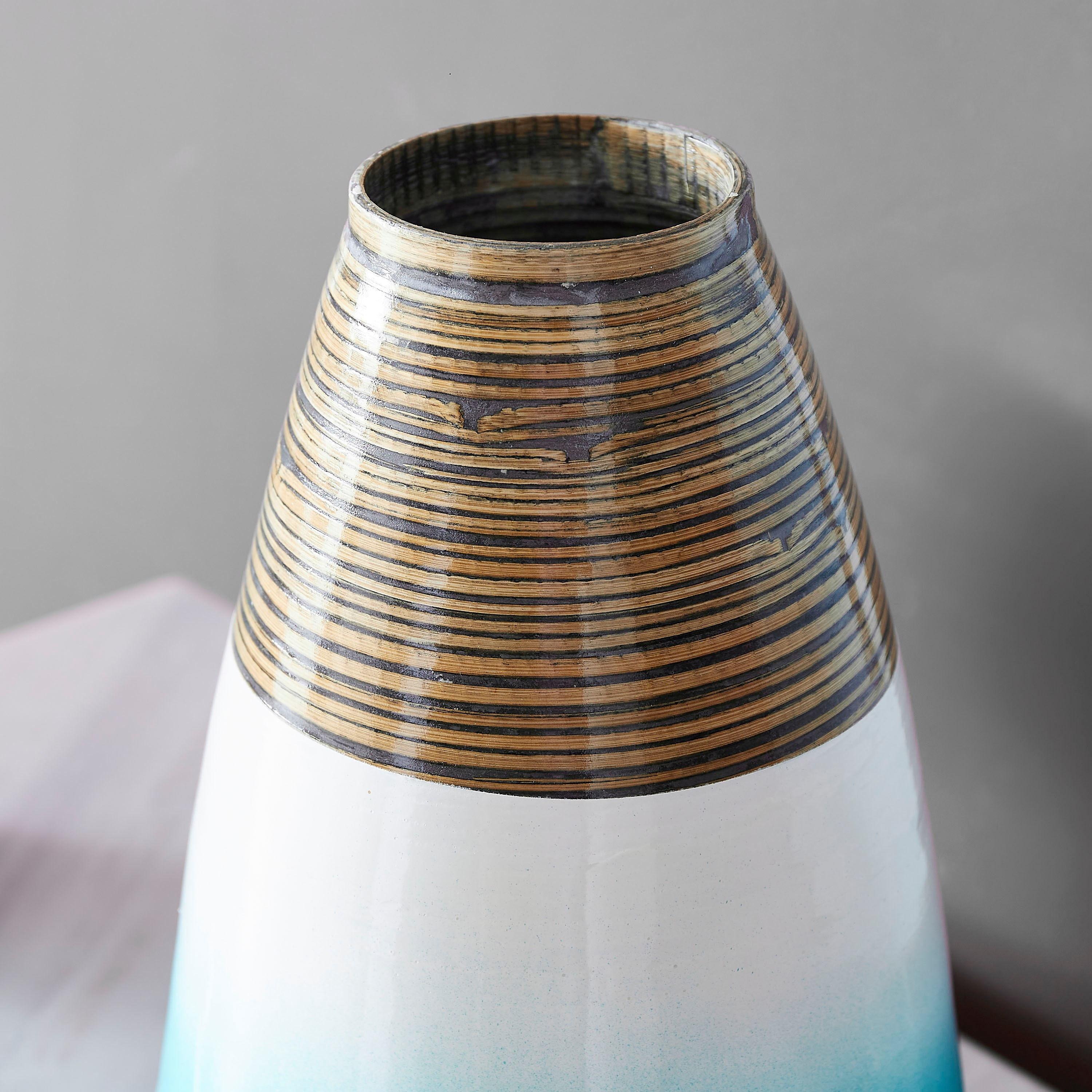 مزهرية خيزران مخروطية أومبير من ناتورا - 18x35 سم-hbxhomeware-hbxdecorandfurnishings-image-3