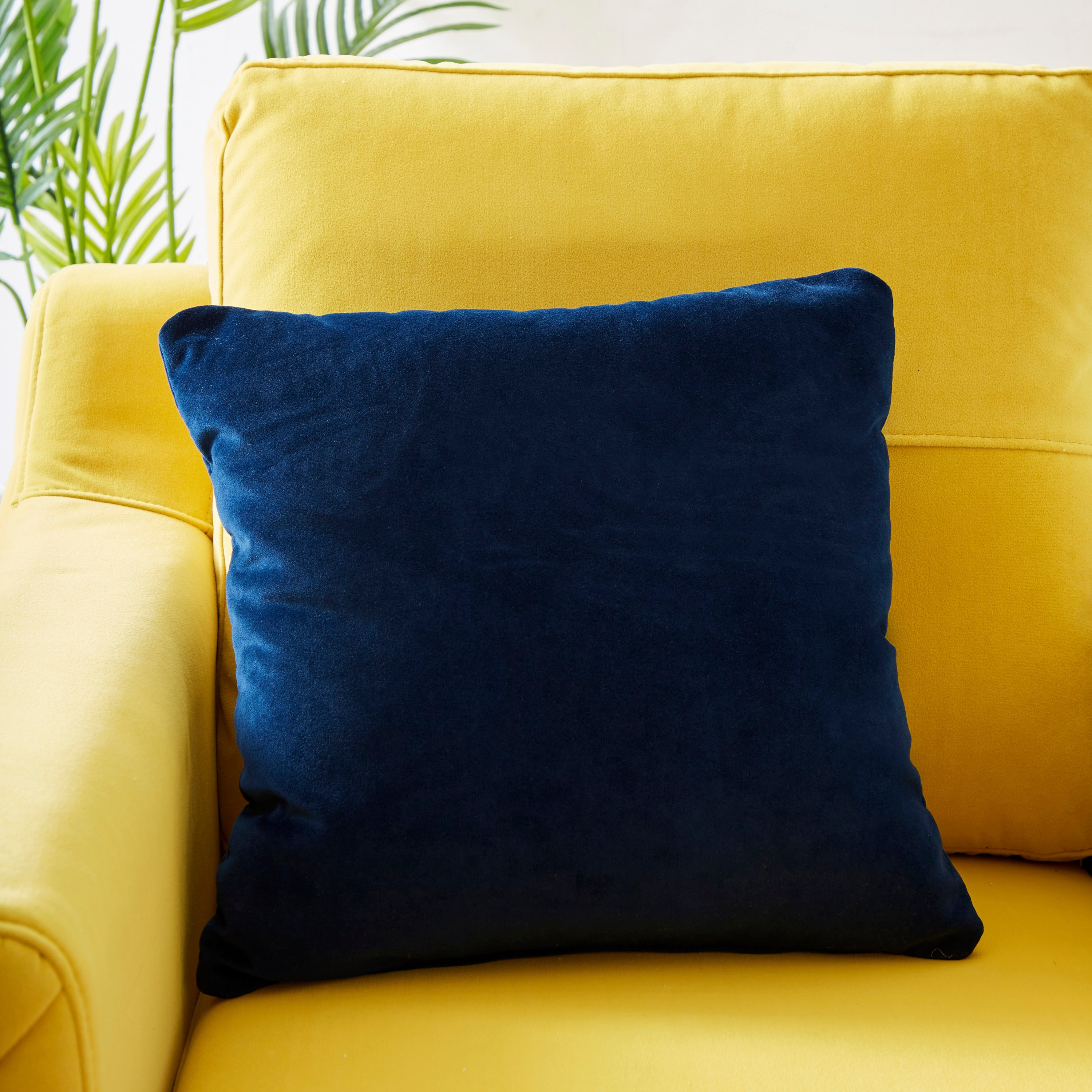 كنبة بمقعد واحد ووسادة من ويلكن-hbxlivingroom-sofasandarmchairs-sofas-image-2